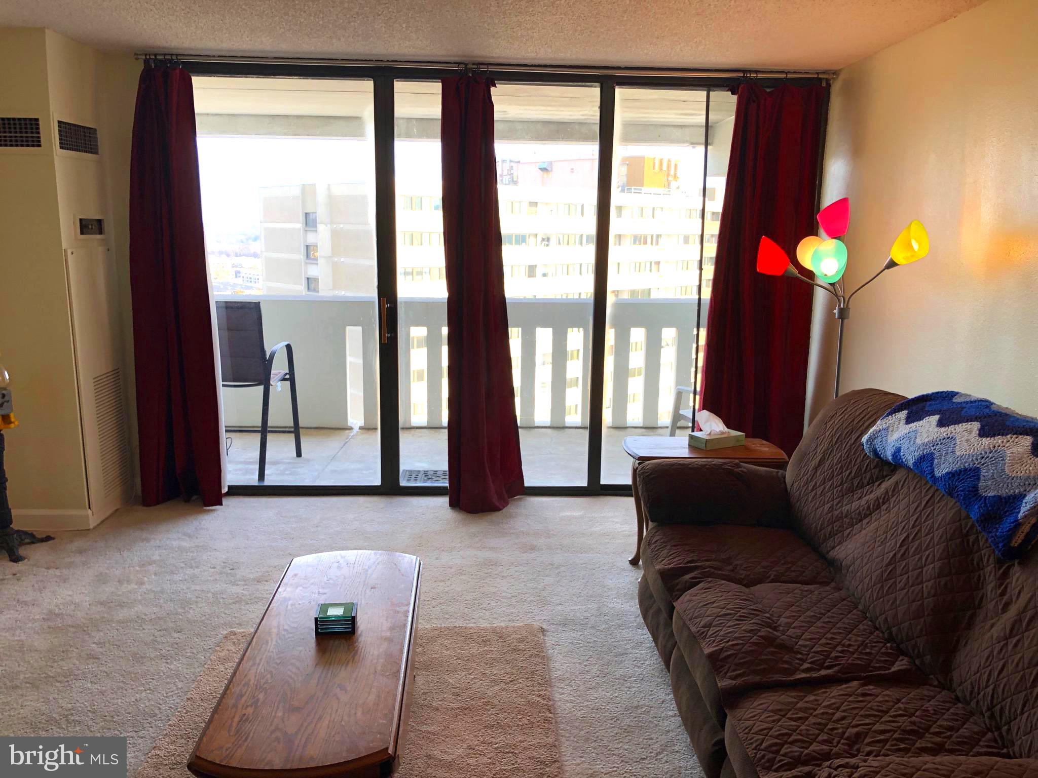 ALEXANDRIA KNOLLS - Residential