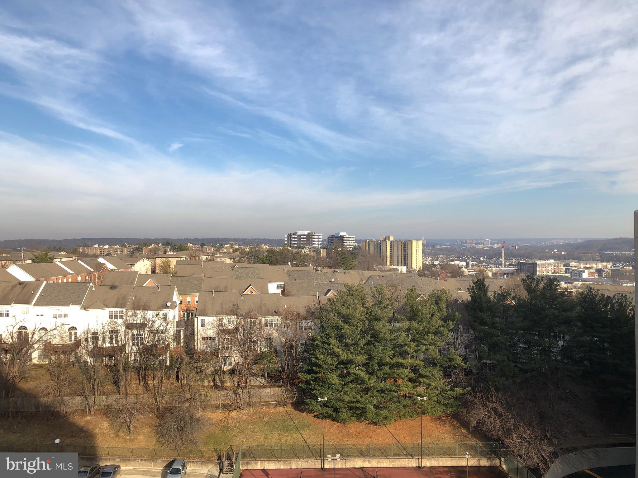 ALEXANDRIA KNOLLS - Residential