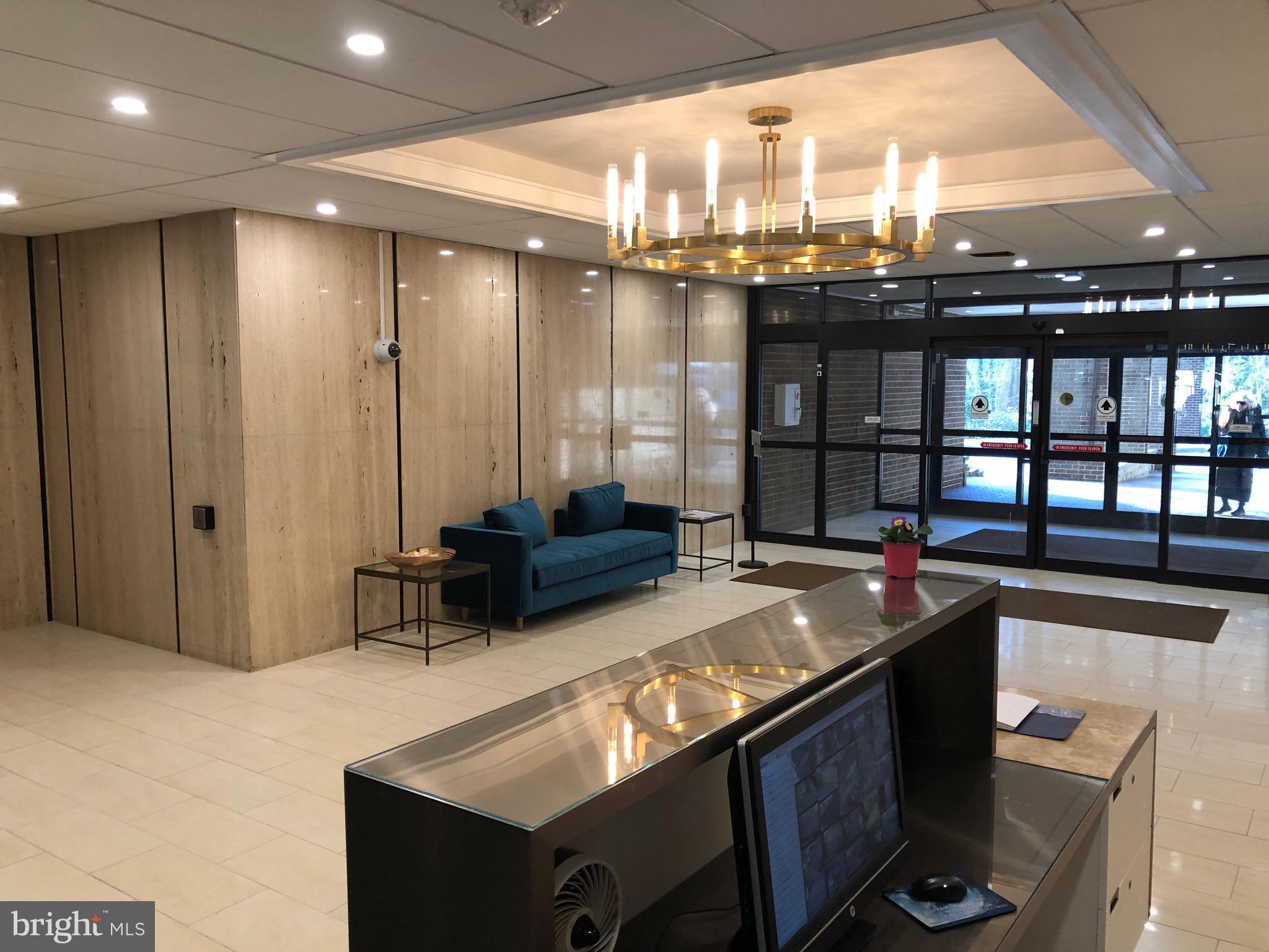 ALEXANDRIA KNOLLS - Residential