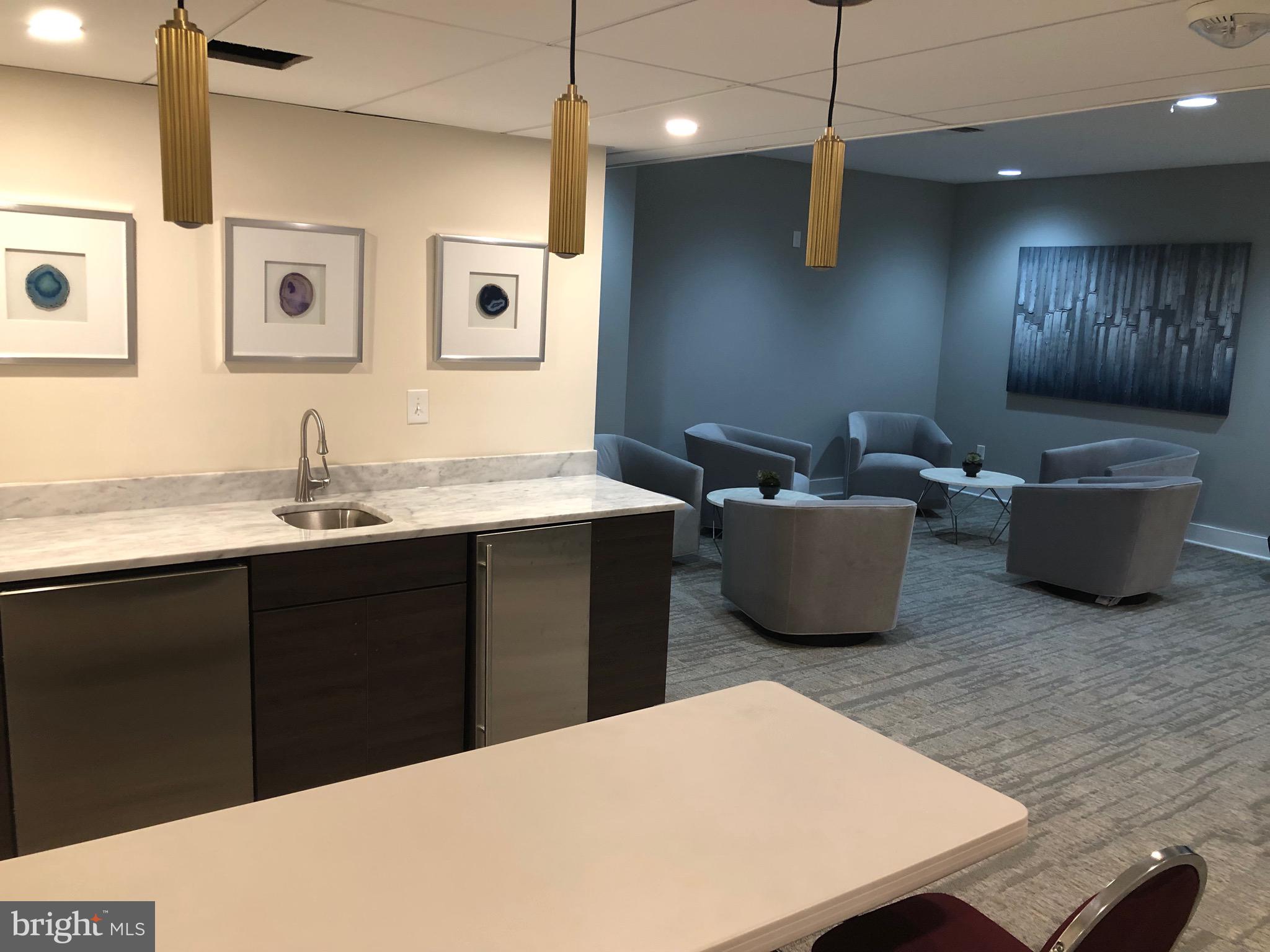 ALEXANDRIA KNOLLS - Residential