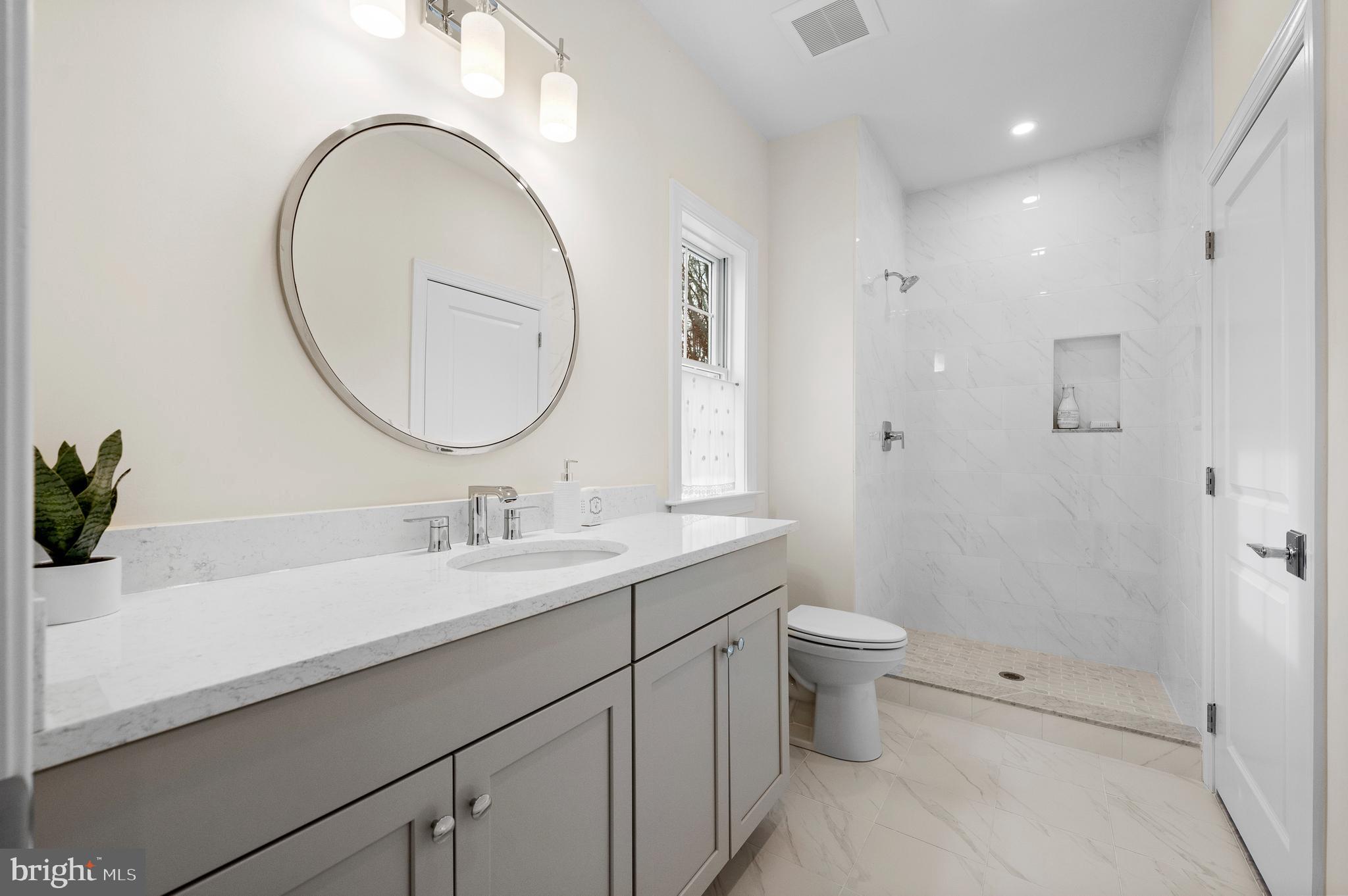 VILLAGE OF FOUR SEASONS - Residential