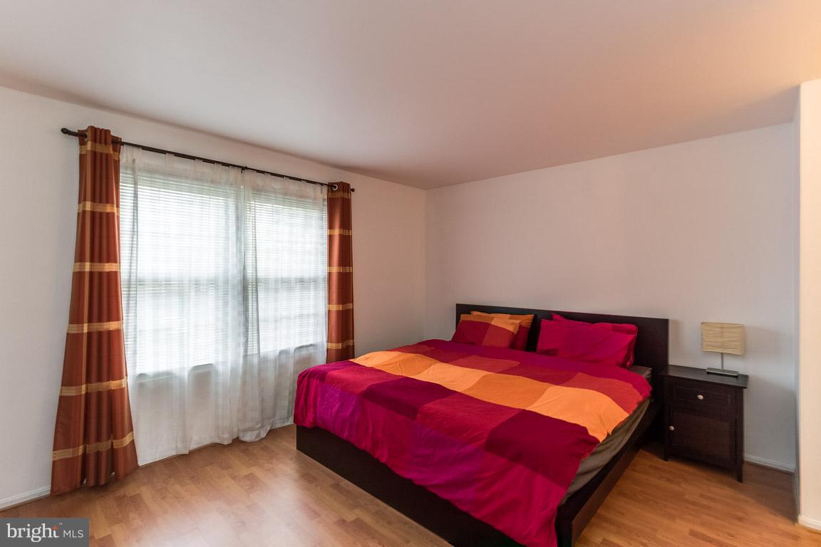 FOX CHAPEL AT TUDOR KNOLLS - Residential