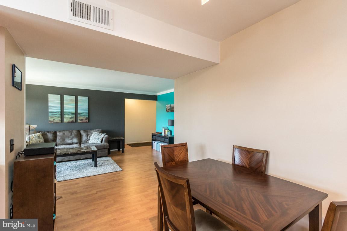 FOX CHAPEL AT TUDOR KNOLLS - Residential