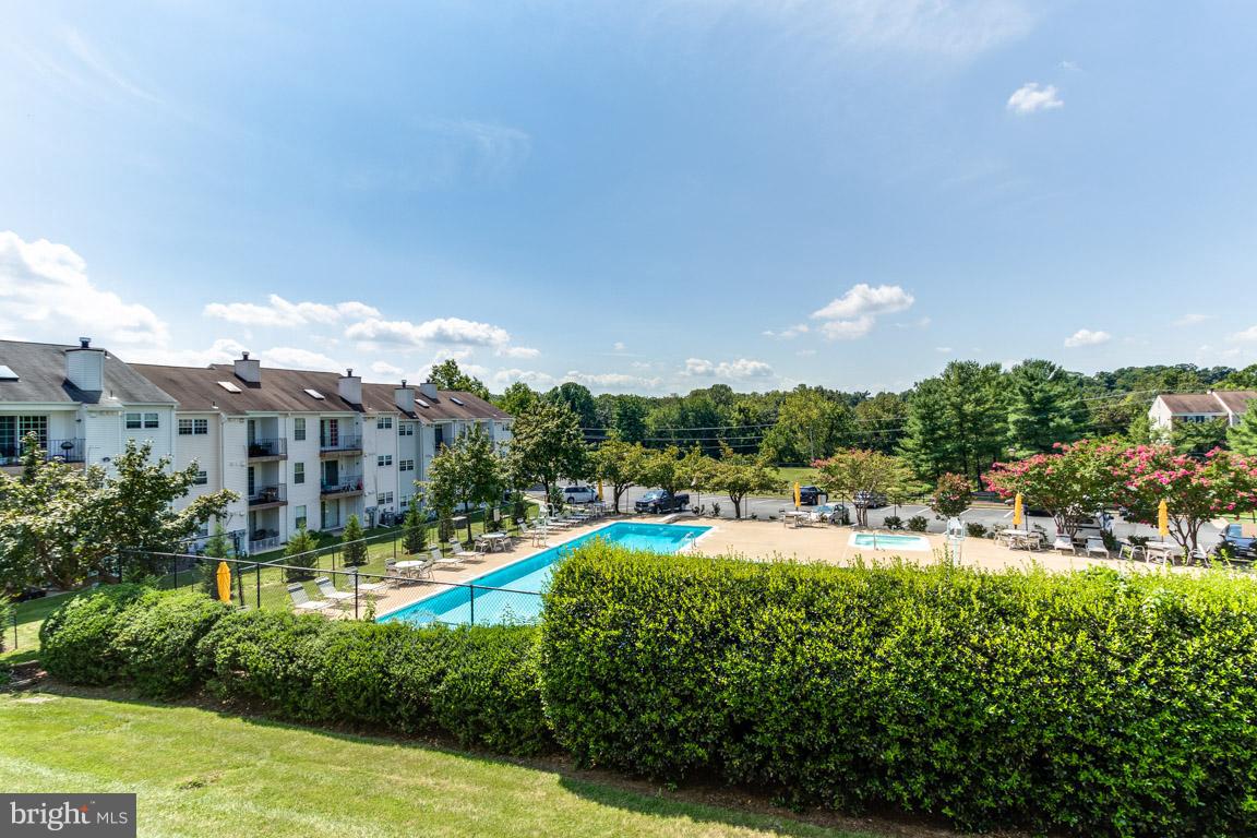 FOX CHAPEL AT TUDOR KNOLLS - Residential