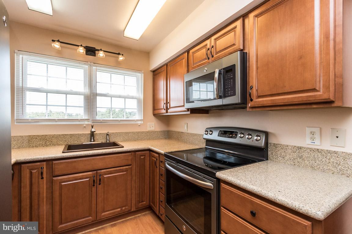 FOX CHAPEL AT TUDOR KNOLLS - Residential