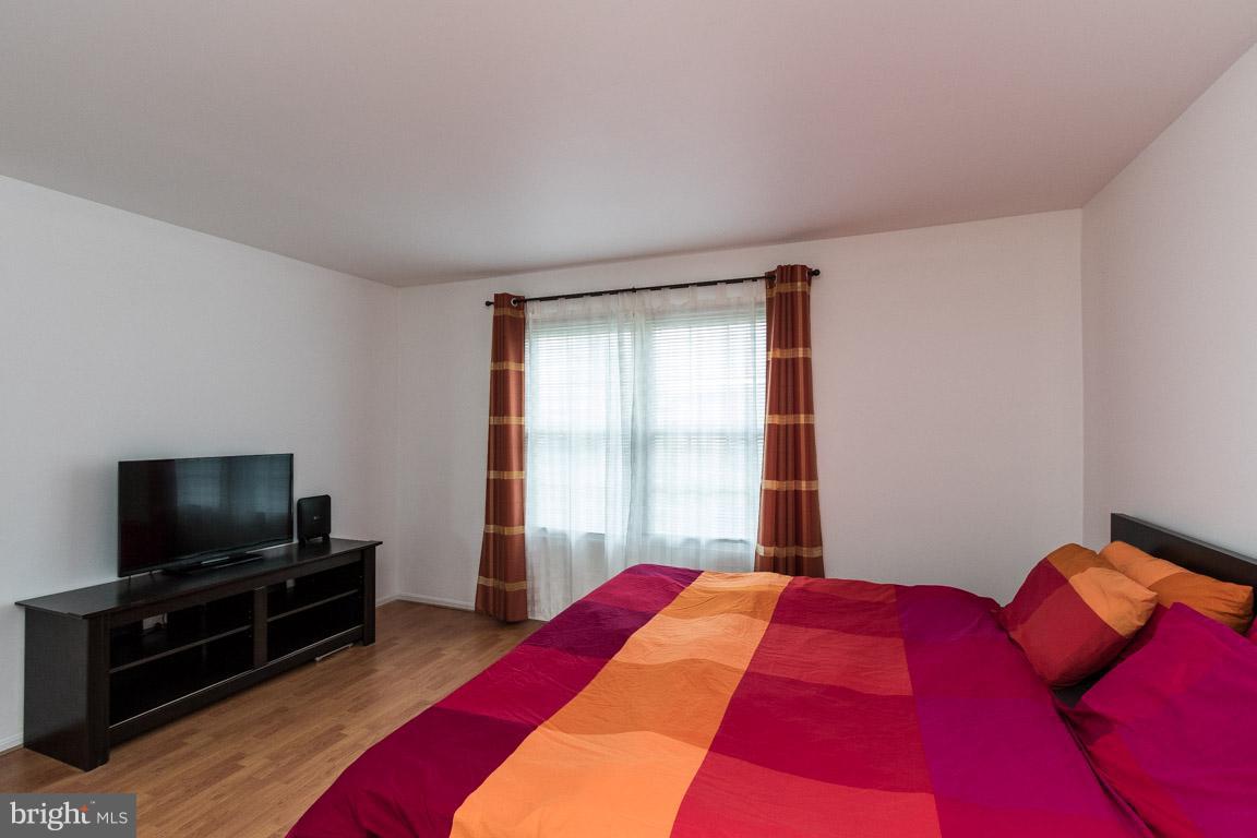 FOX CHAPEL AT TUDOR KNOLLS - Residential