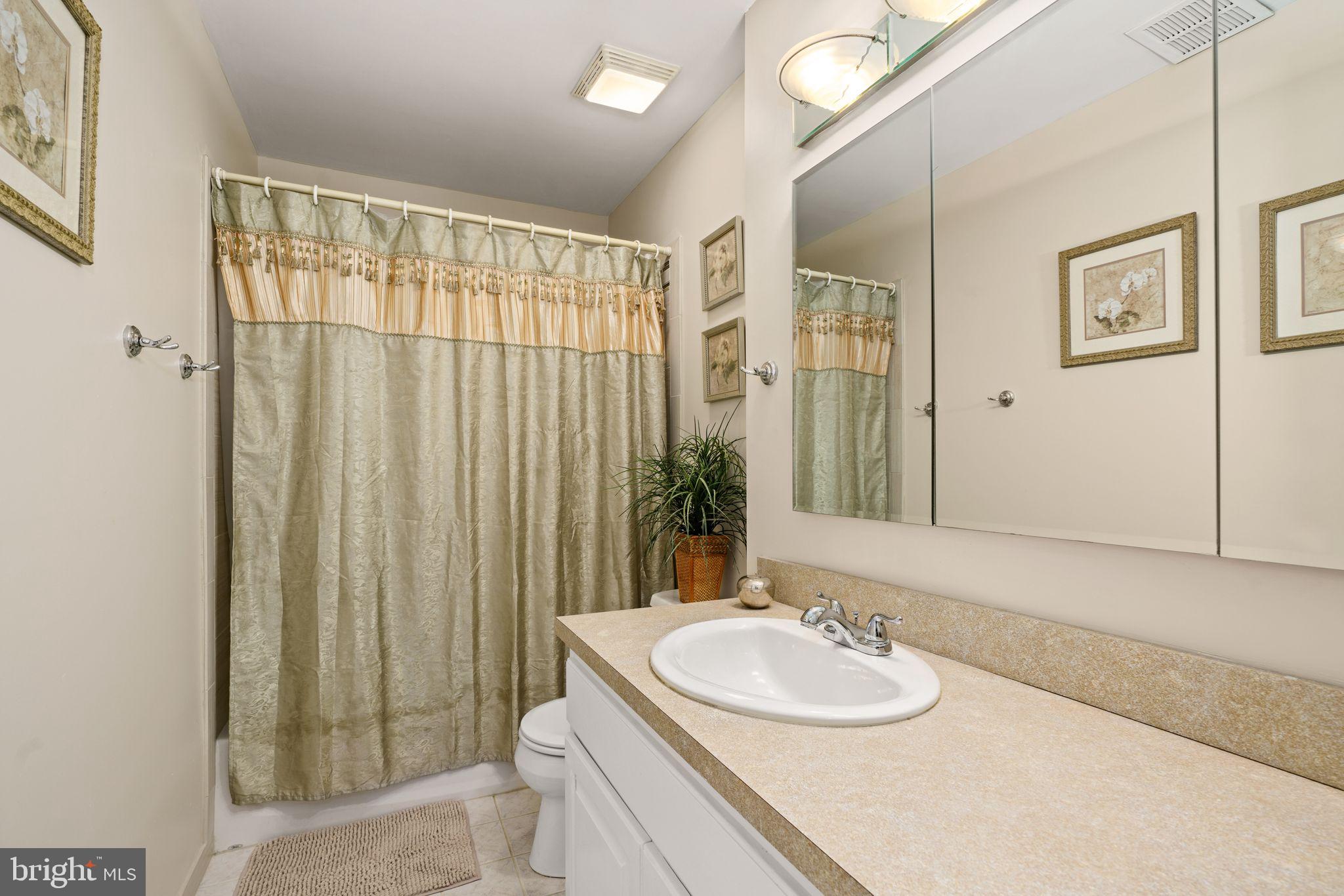 NESHAMINY VALLEY - Residential