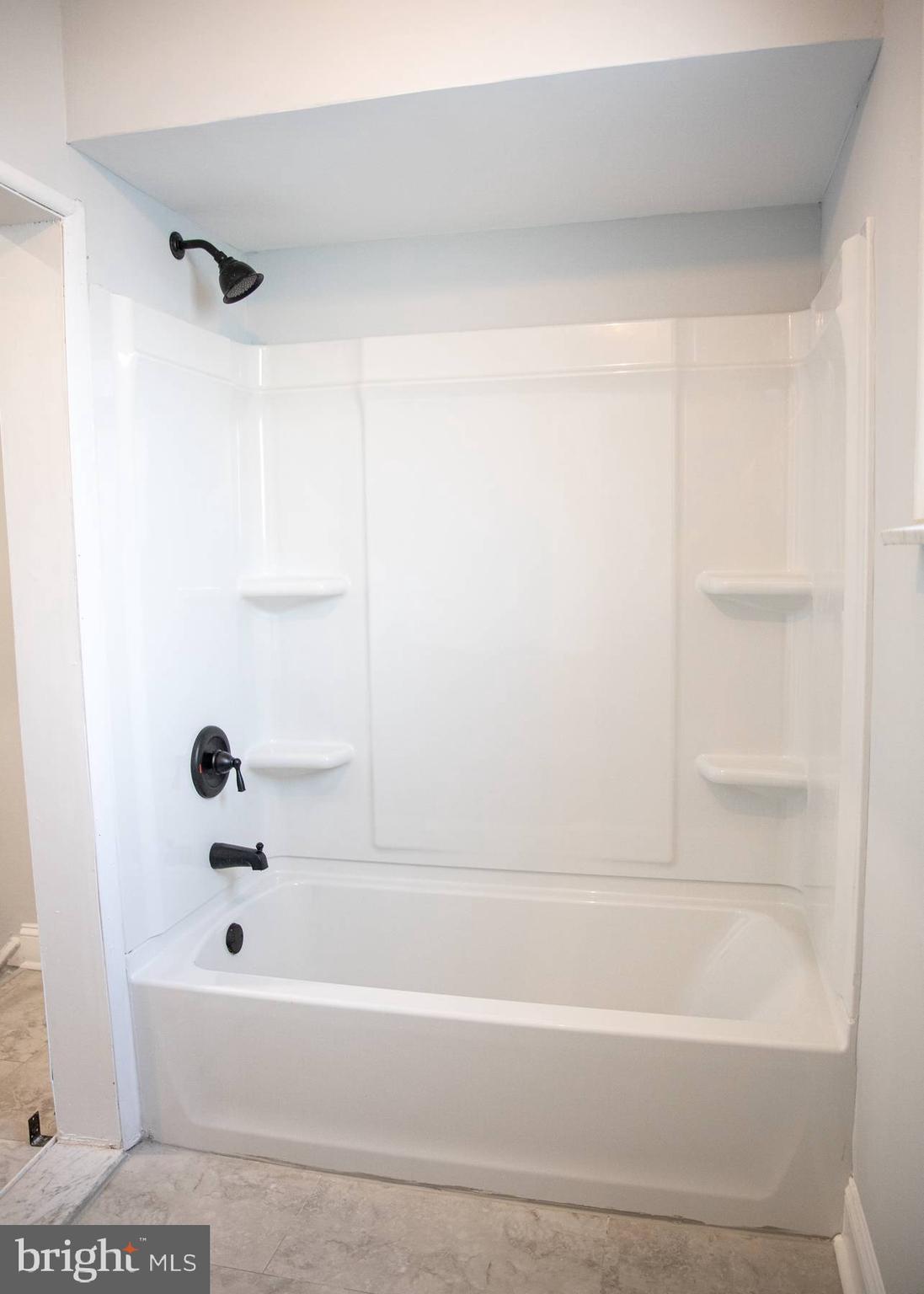 WHITMAN - Residential Lease