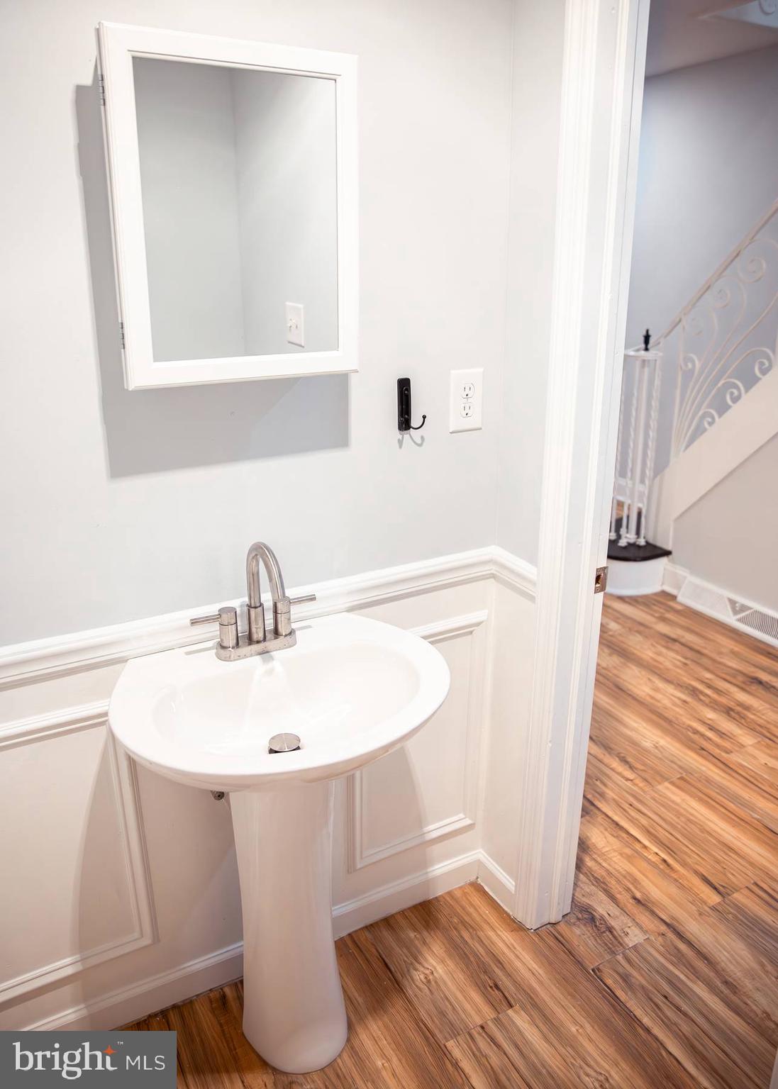 WHITMAN - Residential Lease