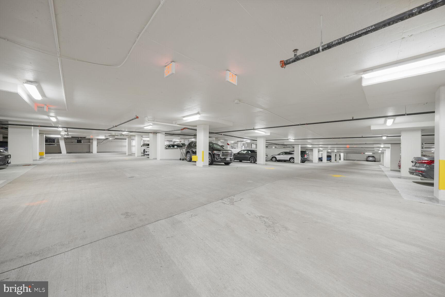 THE SIGNET - Residential