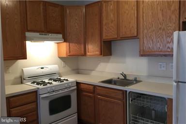 ASBURY WOODS - Residential Lease
