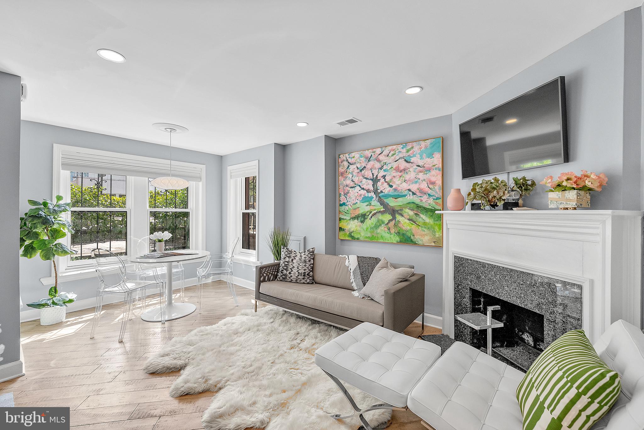 LOGAN CIRCLE - Residential