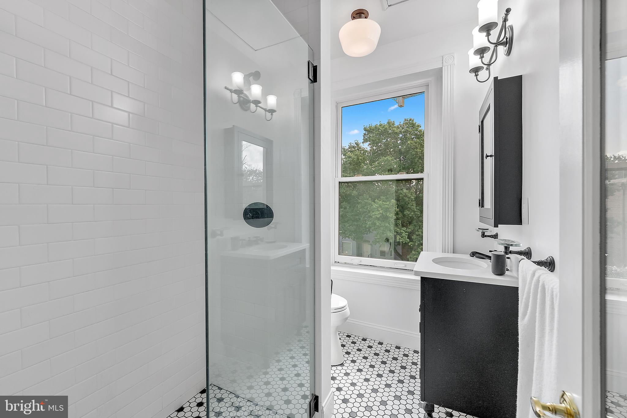 LOGAN CIRCLE - Residential