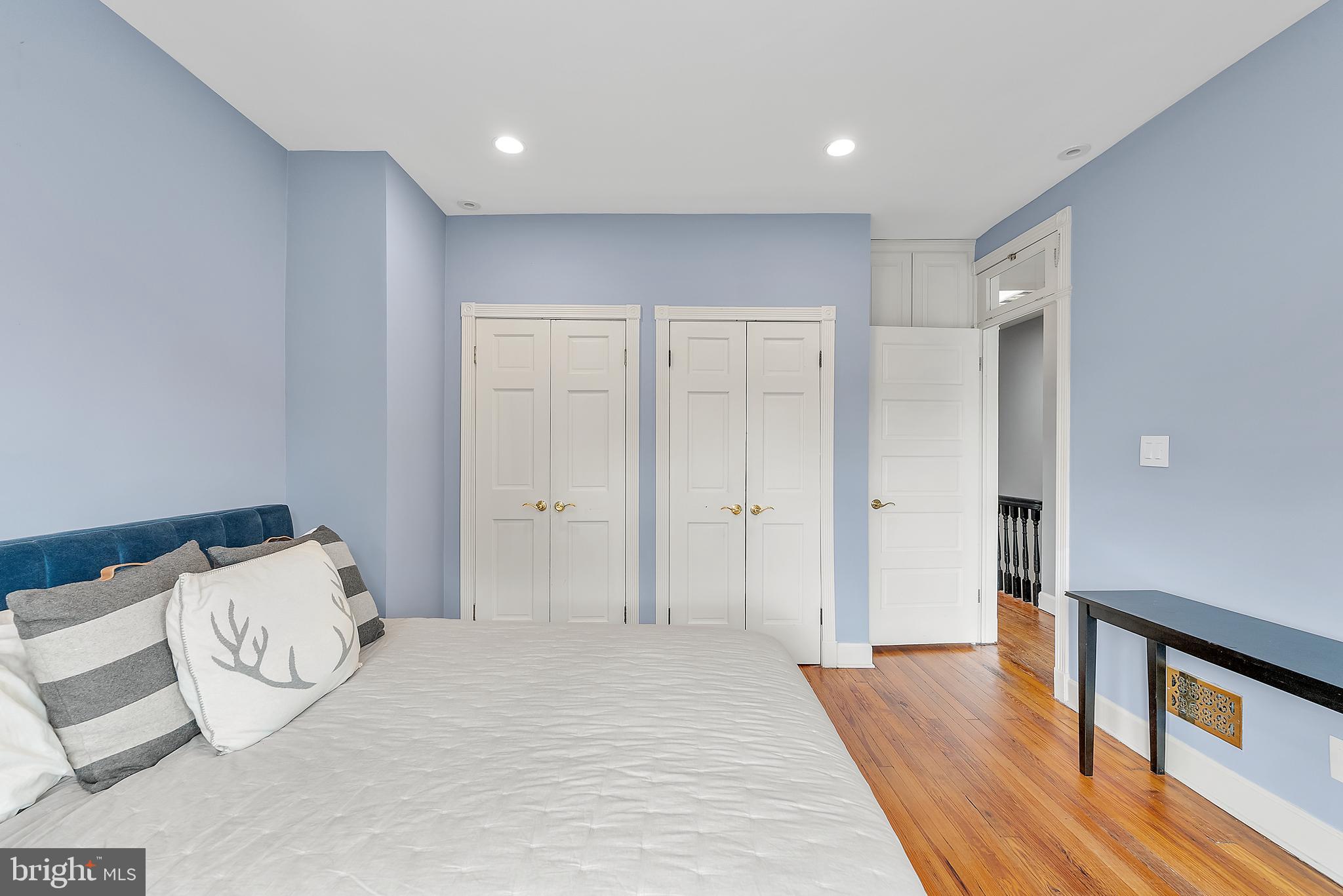 LOGAN CIRCLE - Residential