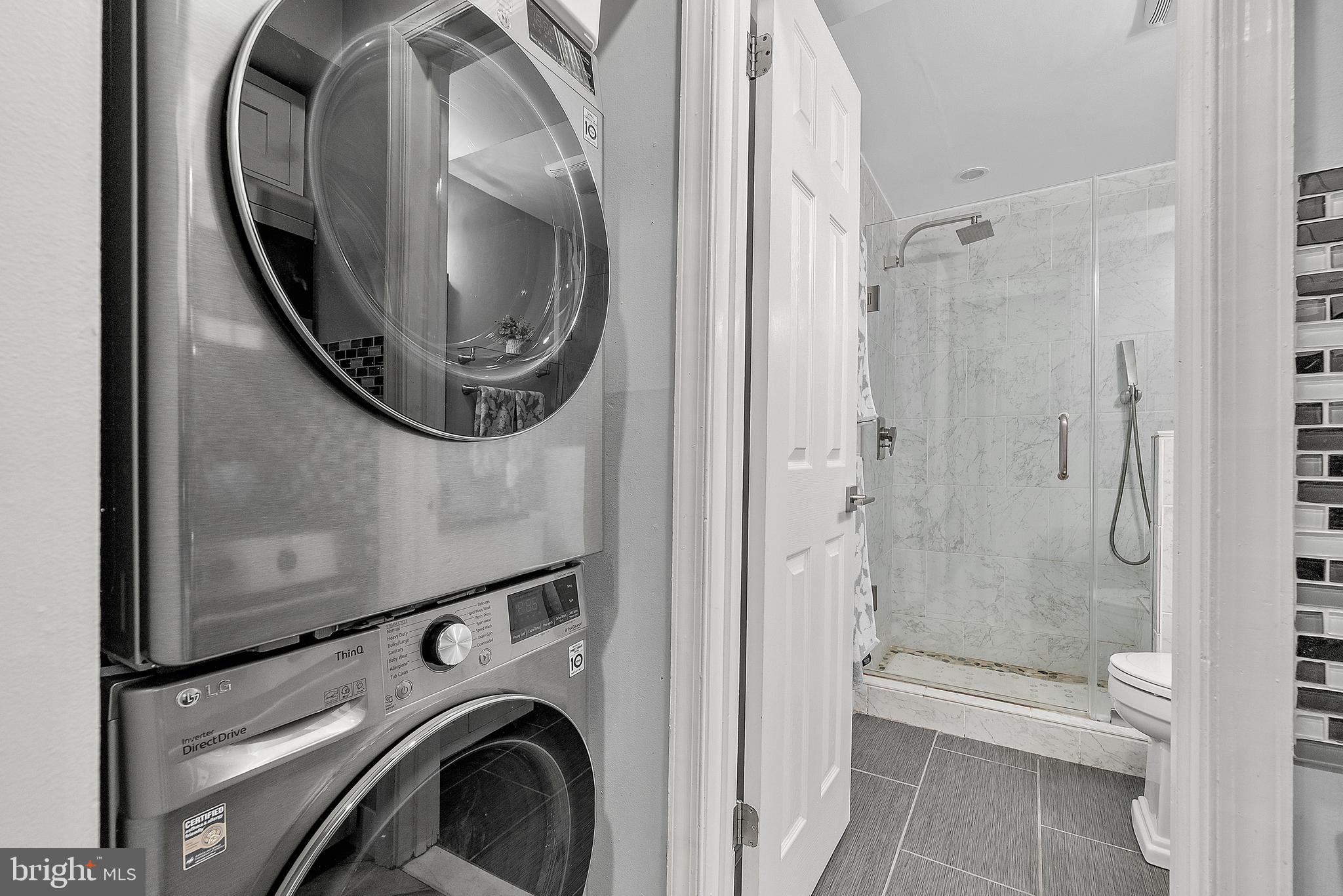 LOGAN CIRCLE - Residential