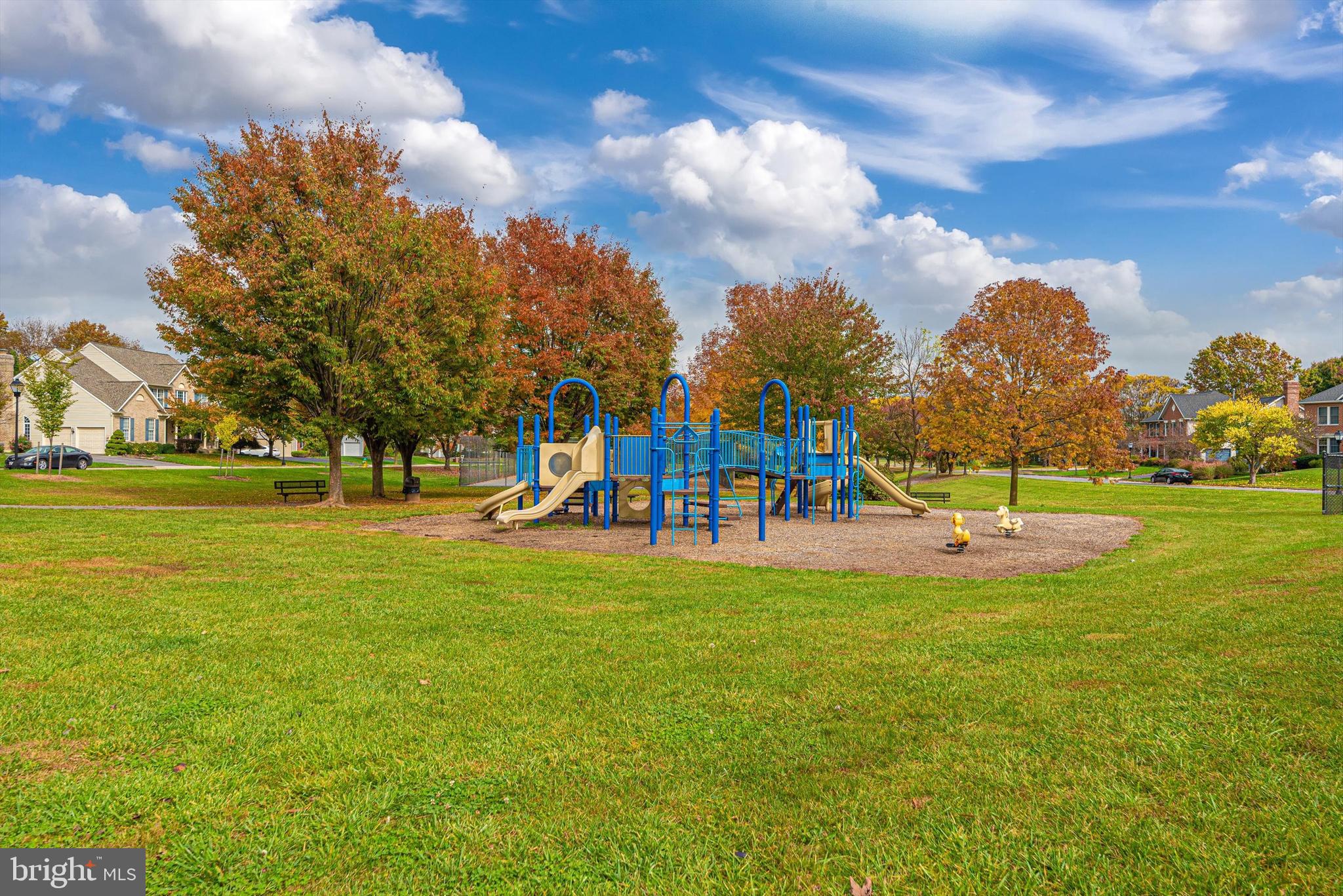 ECHO GLEN - Residential