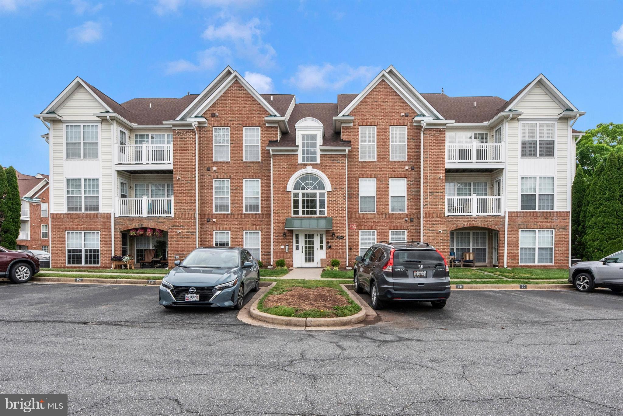 ECHO GLEN - Residential