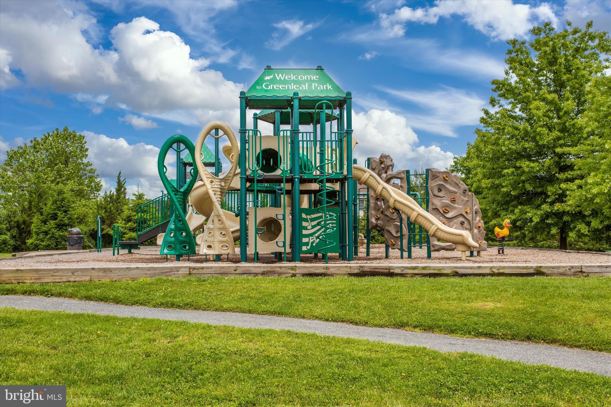 ECHO GLEN - Residential