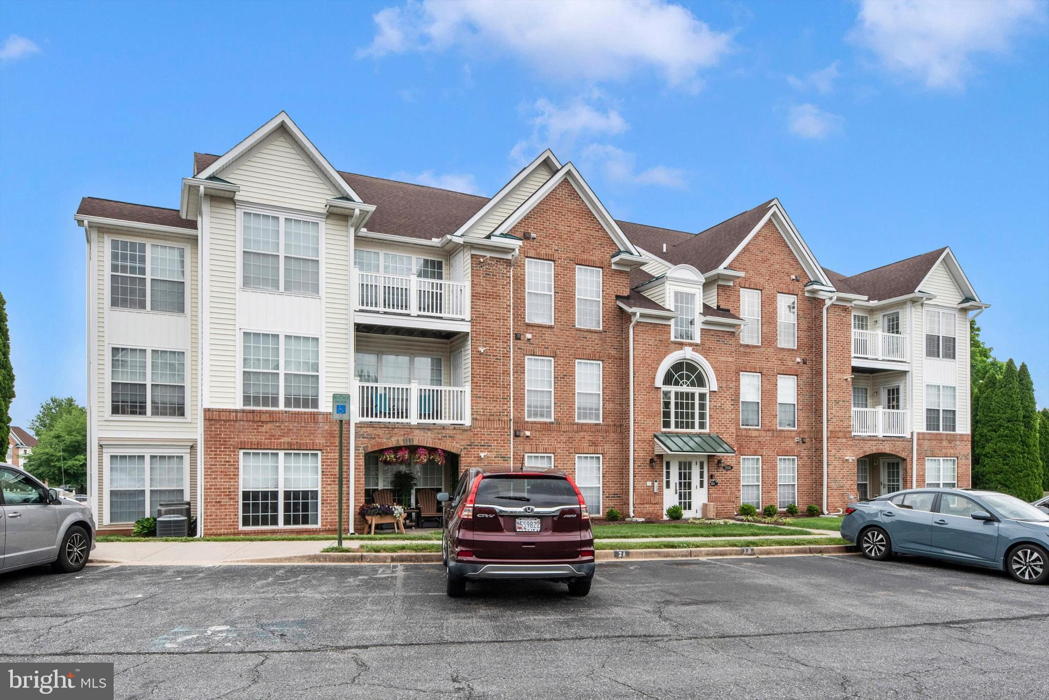 ECHO GLEN - Residential
