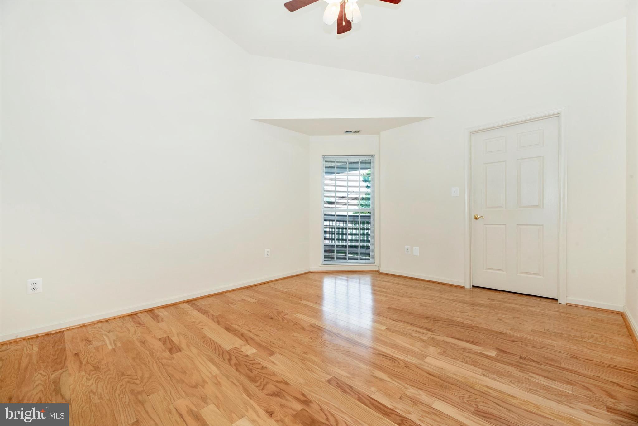 ECHO GLEN - Residential