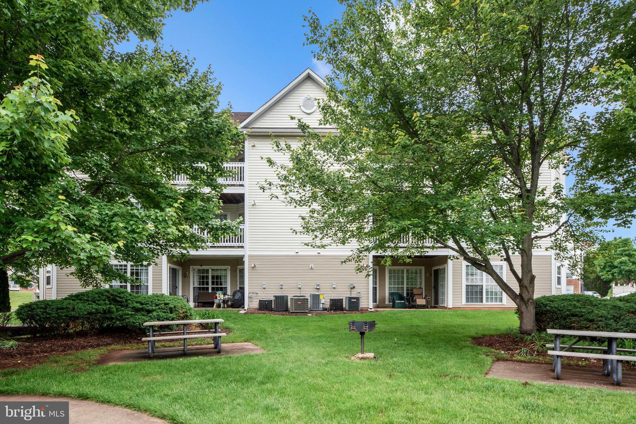 ECHO GLEN - Residential