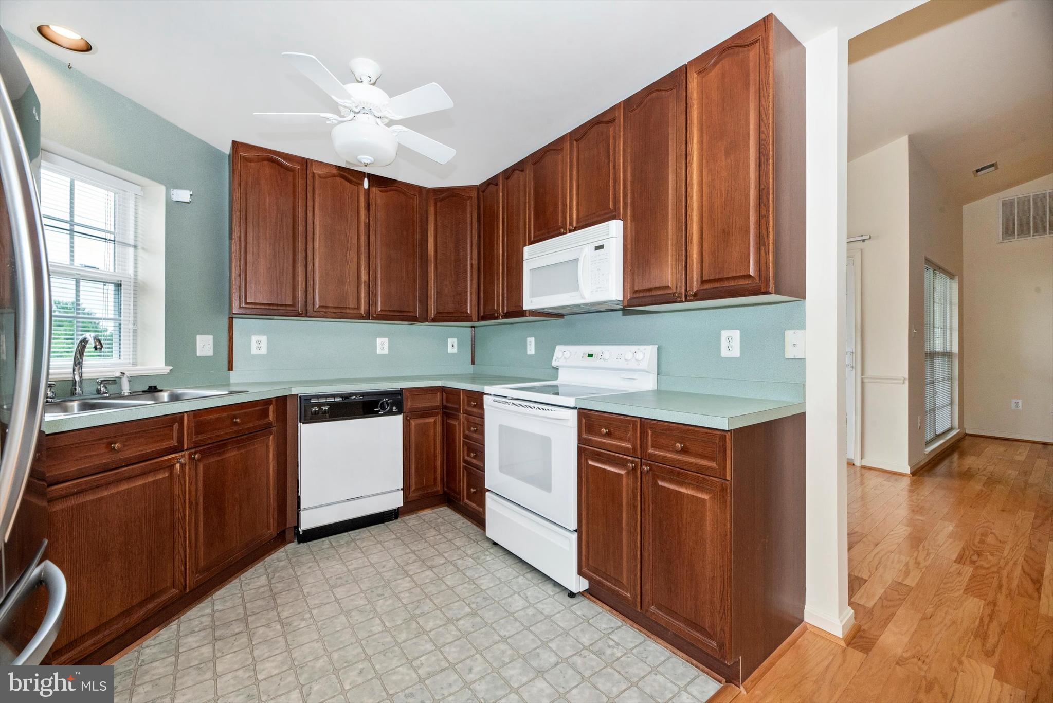 ECHO GLEN - Residential