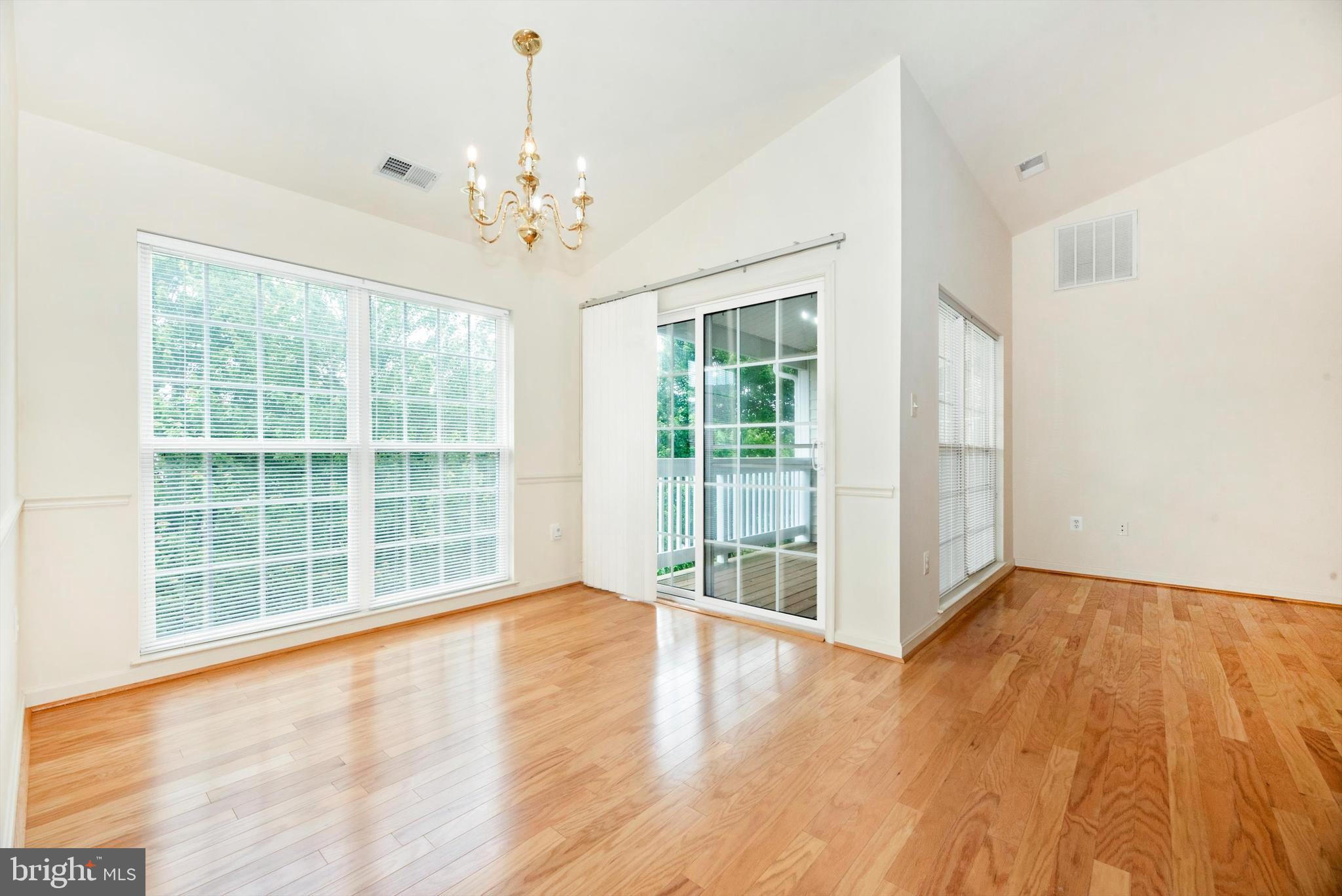 ECHO GLEN - Residential