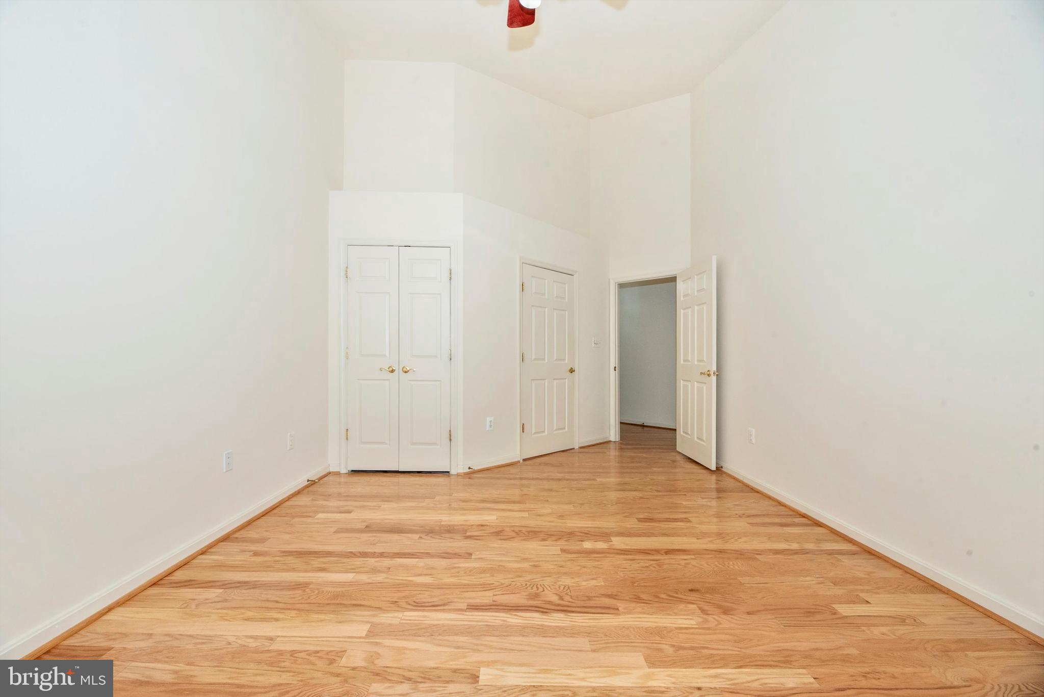 ECHO GLEN - Residential