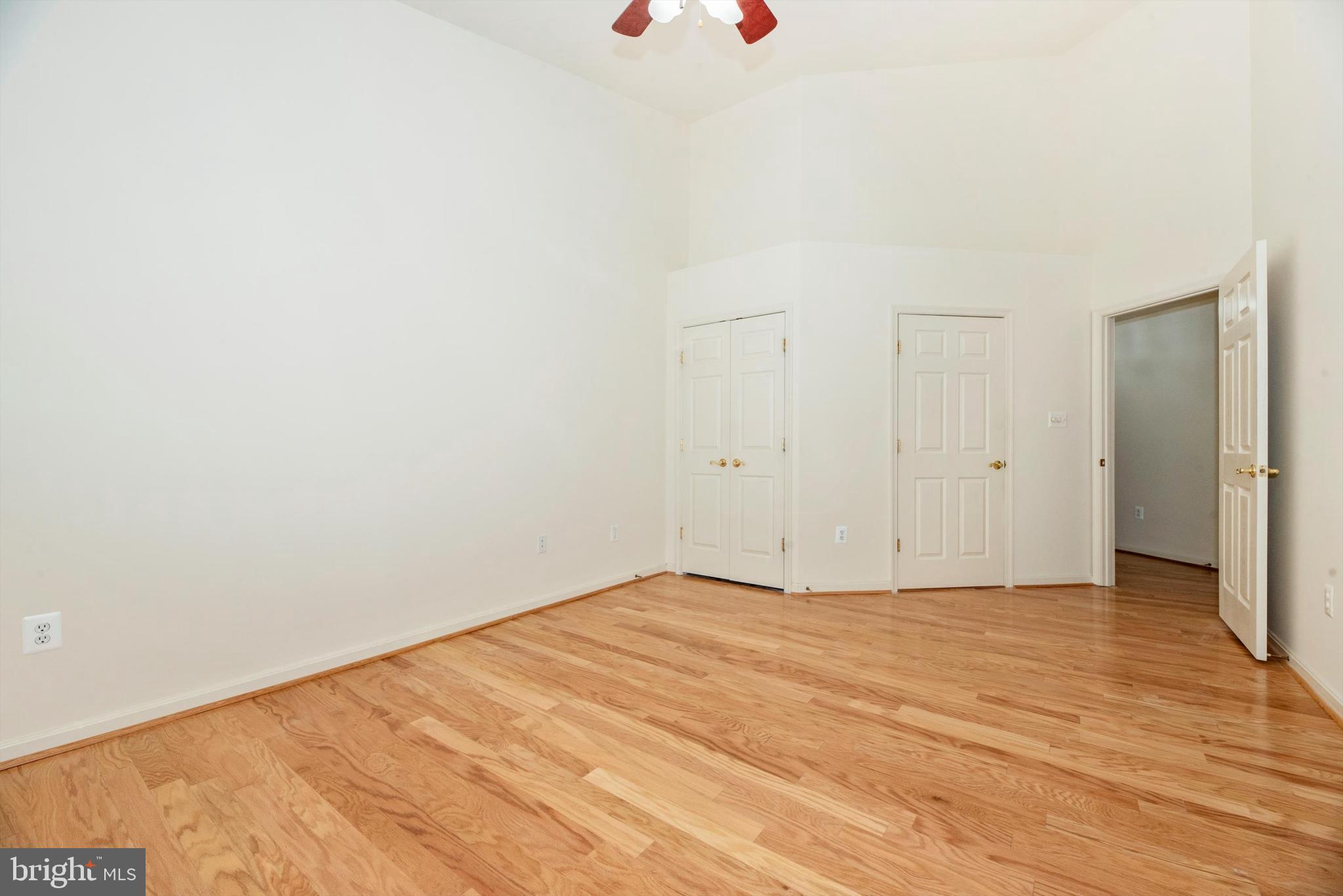 ECHO GLEN - Residential