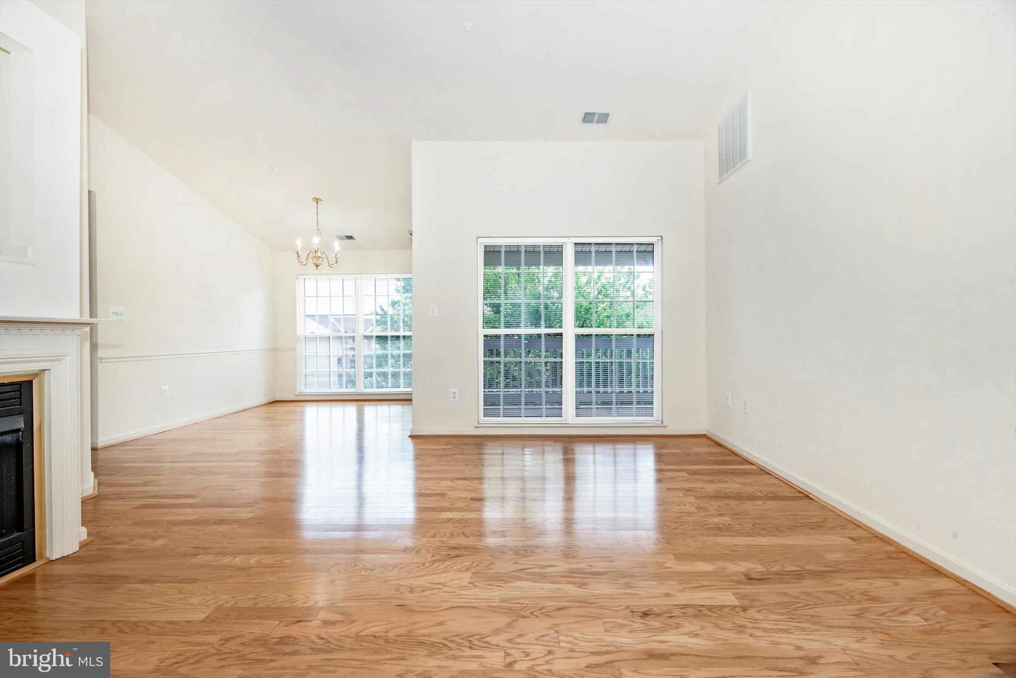 ECHO GLEN - Residential