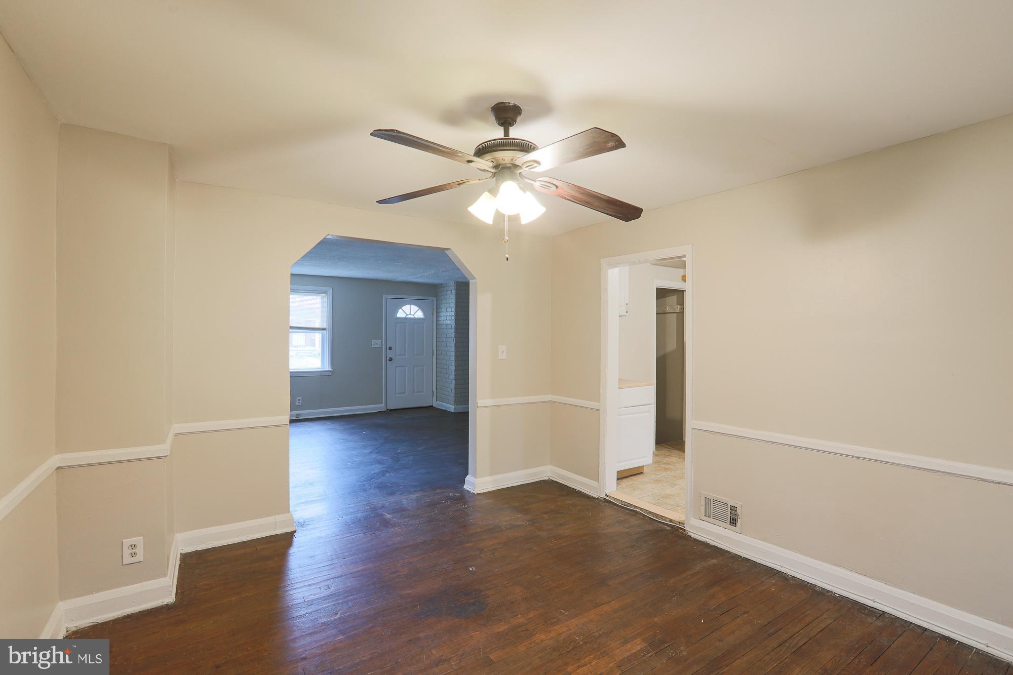 CHINQUAPIN PARK - Residential