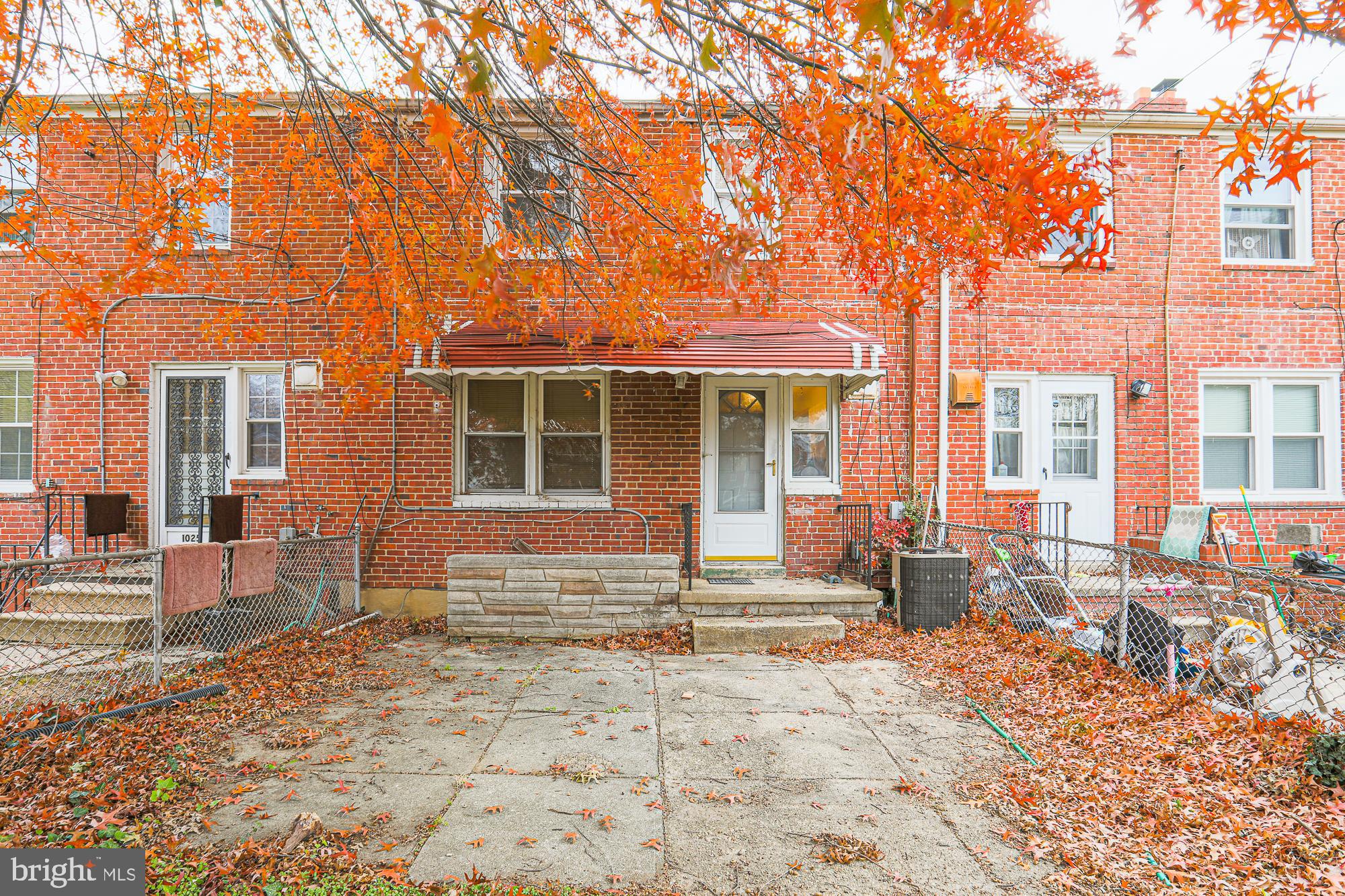 CHINQUAPIN PARK - Residential