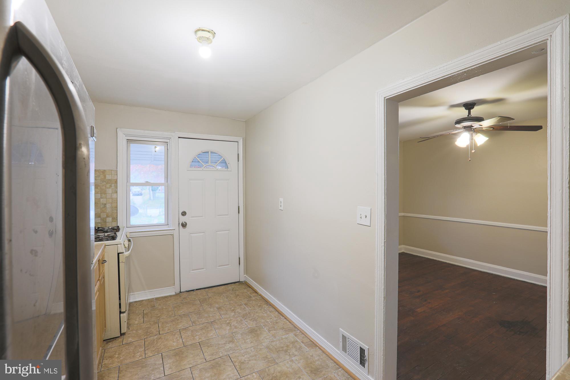 CHINQUAPIN PARK - Residential