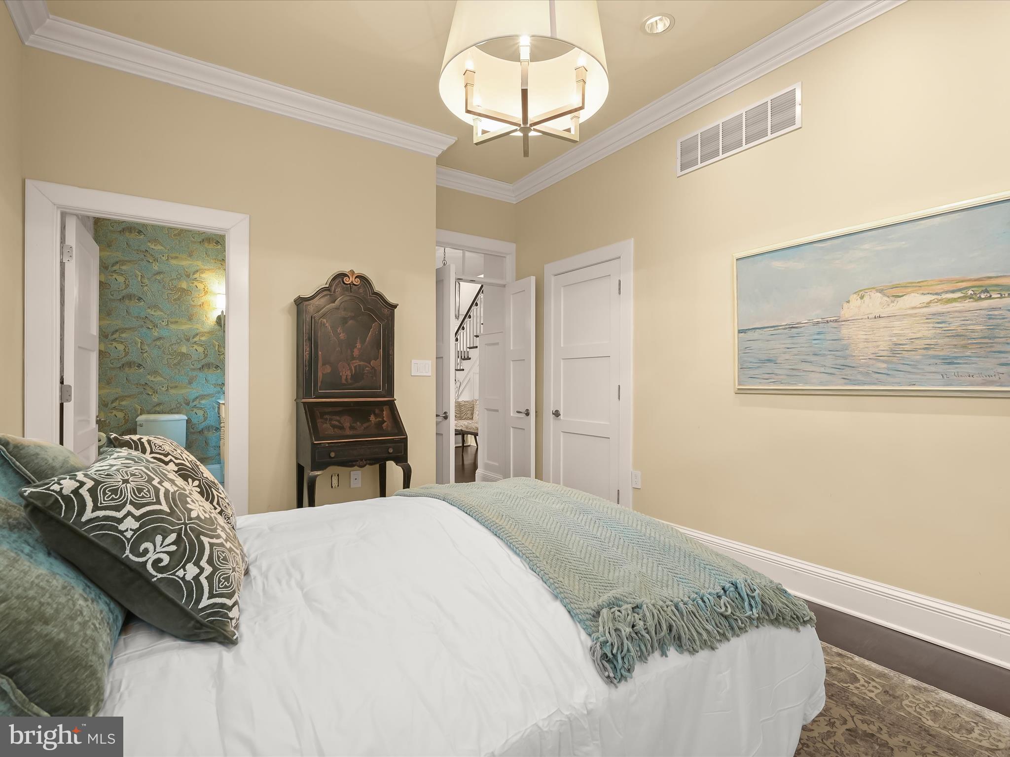 GIBSON ISLAND - Residential