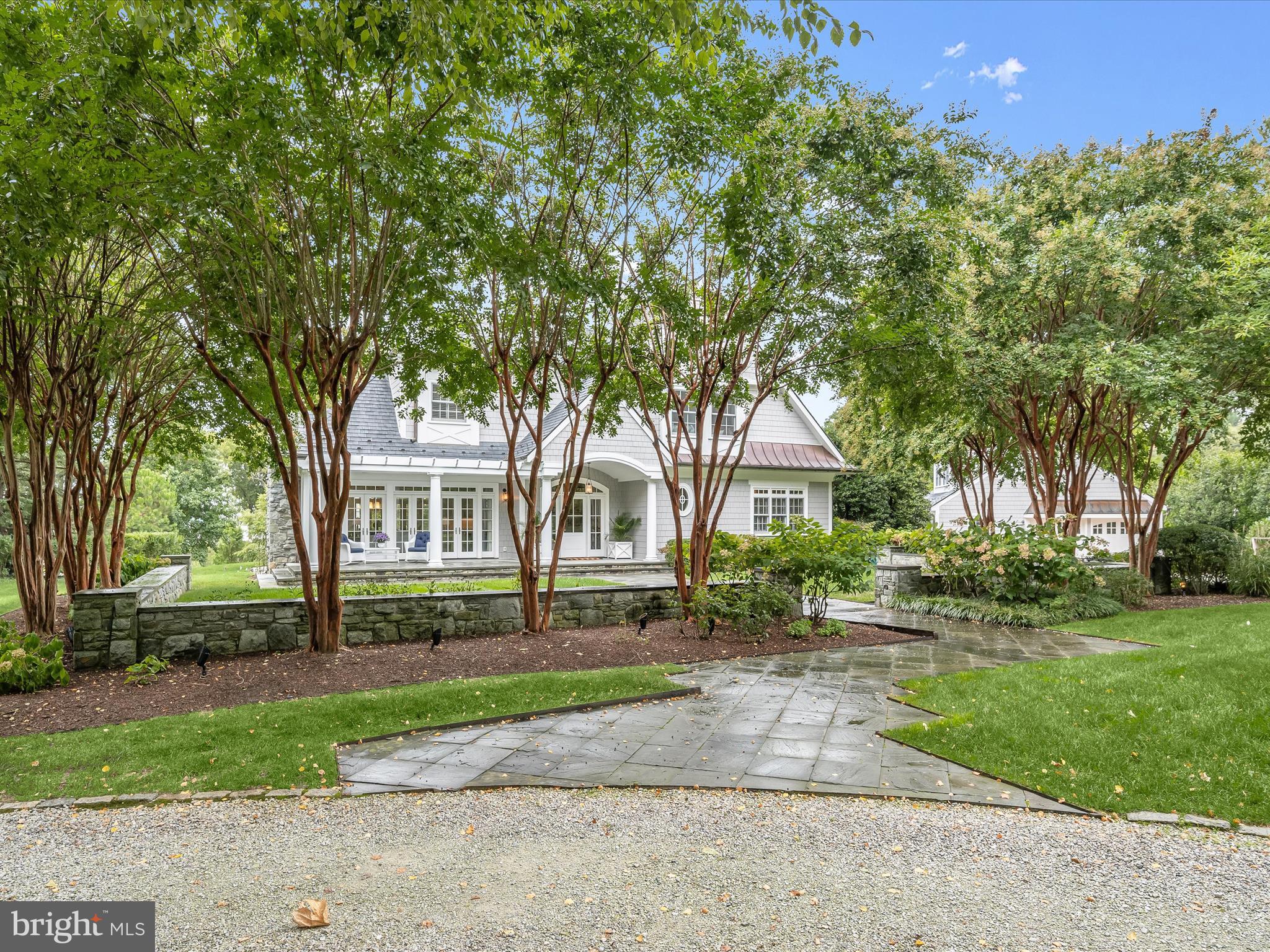 752 BROADWATER WAY