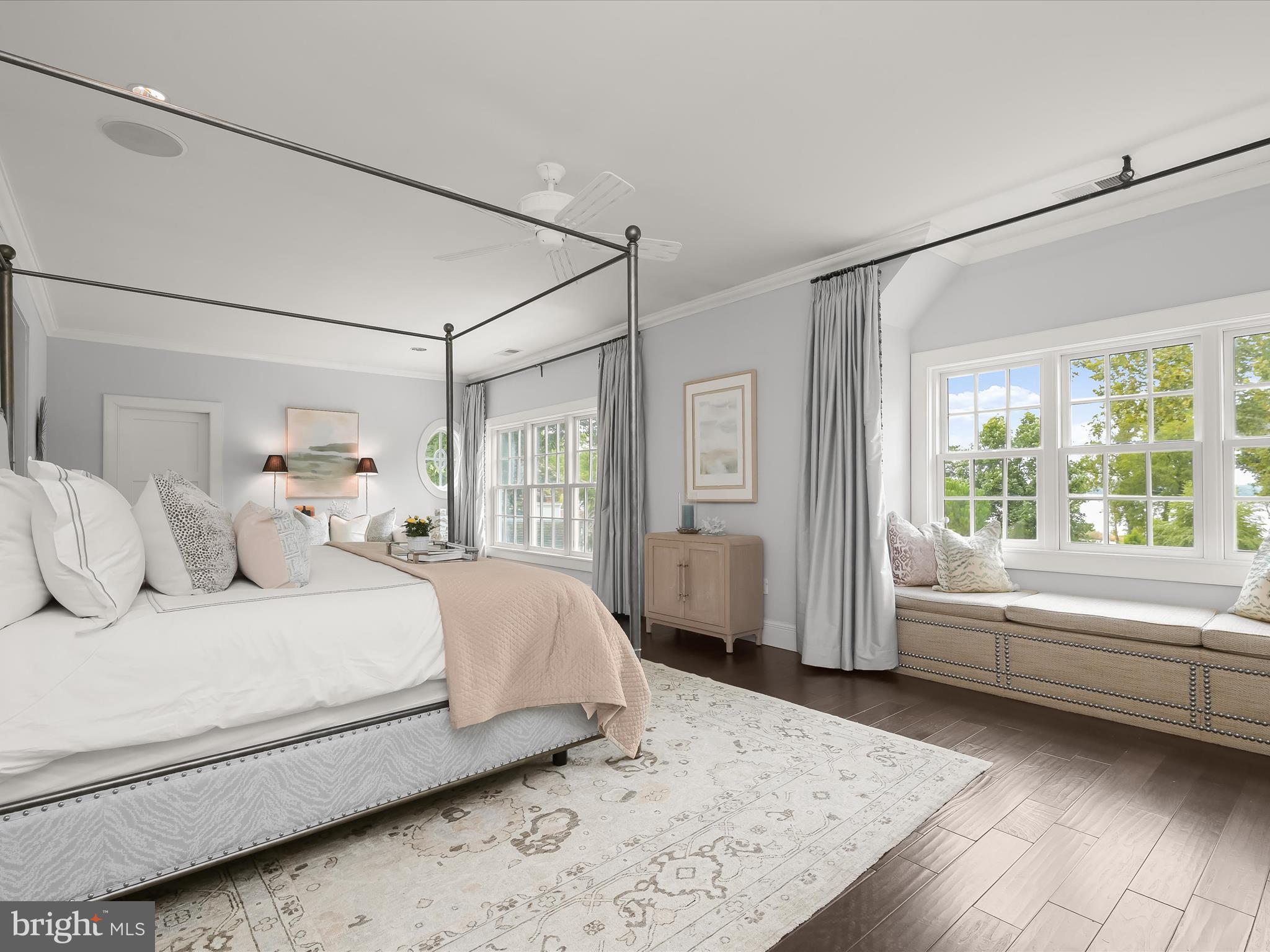 GIBSON ISLAND - Residential