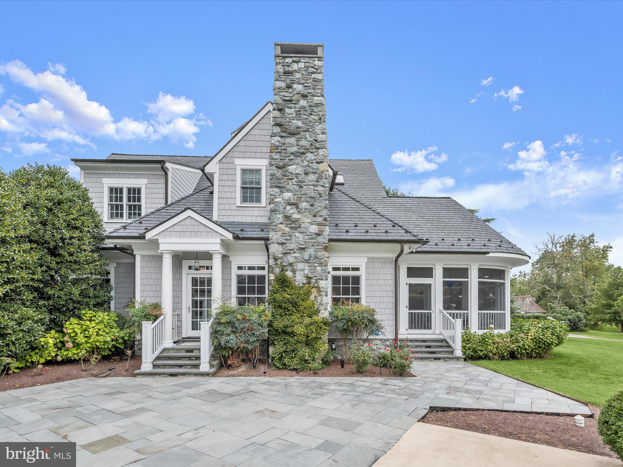 GIBSON ISLAND - Residential