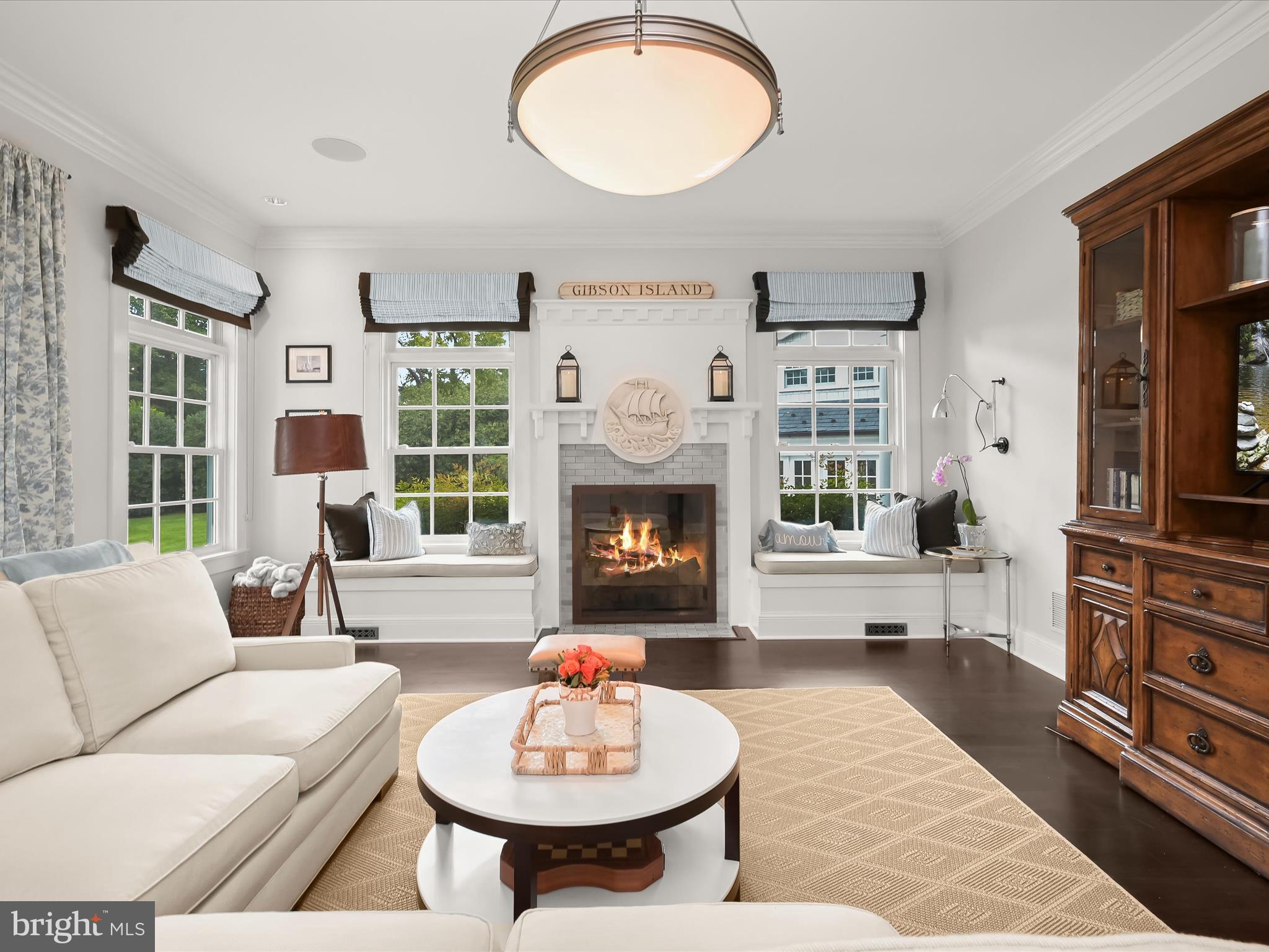 GIBSON ISLAND - Residential