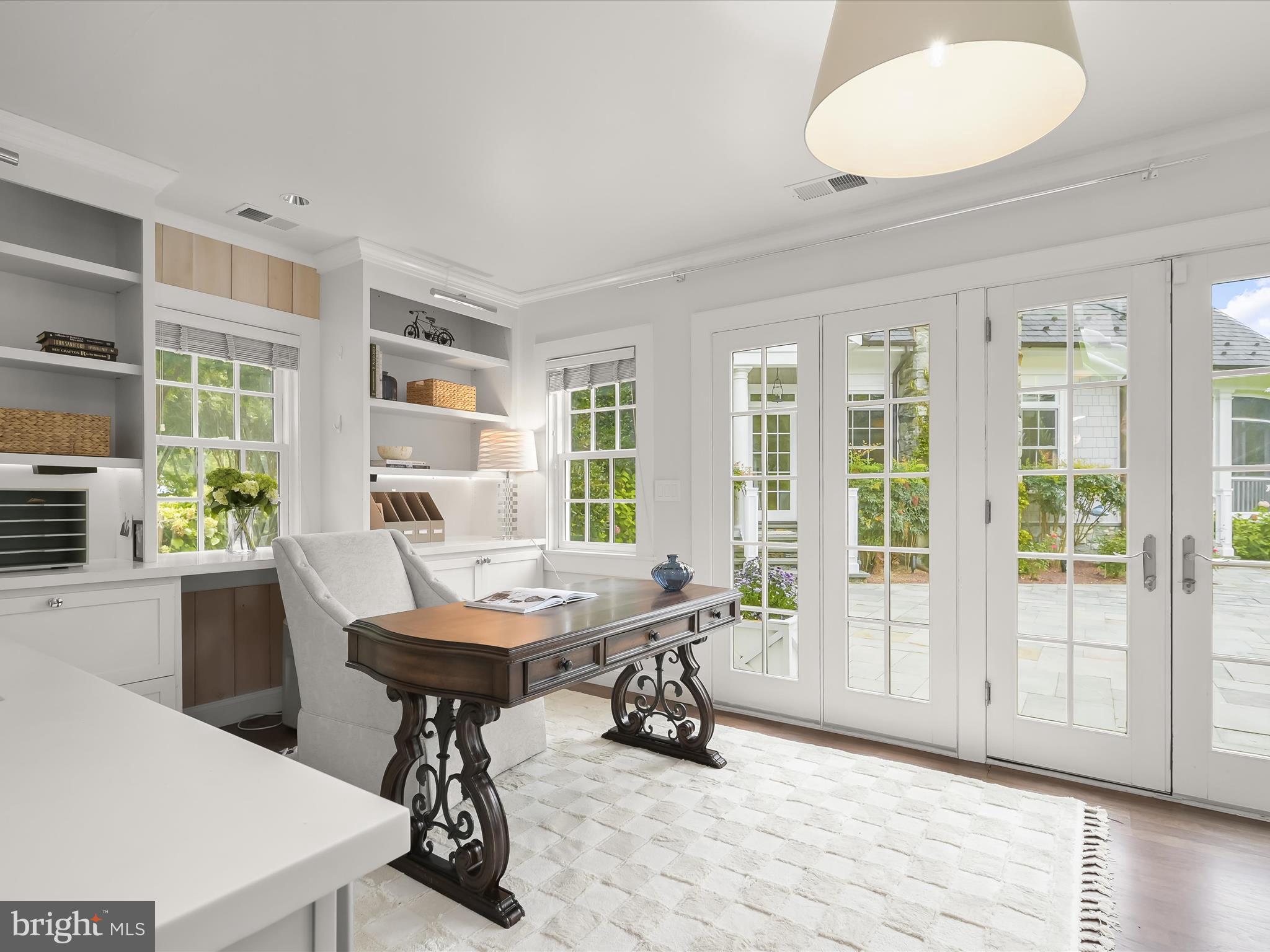 GIBSON ISLAND - Residential