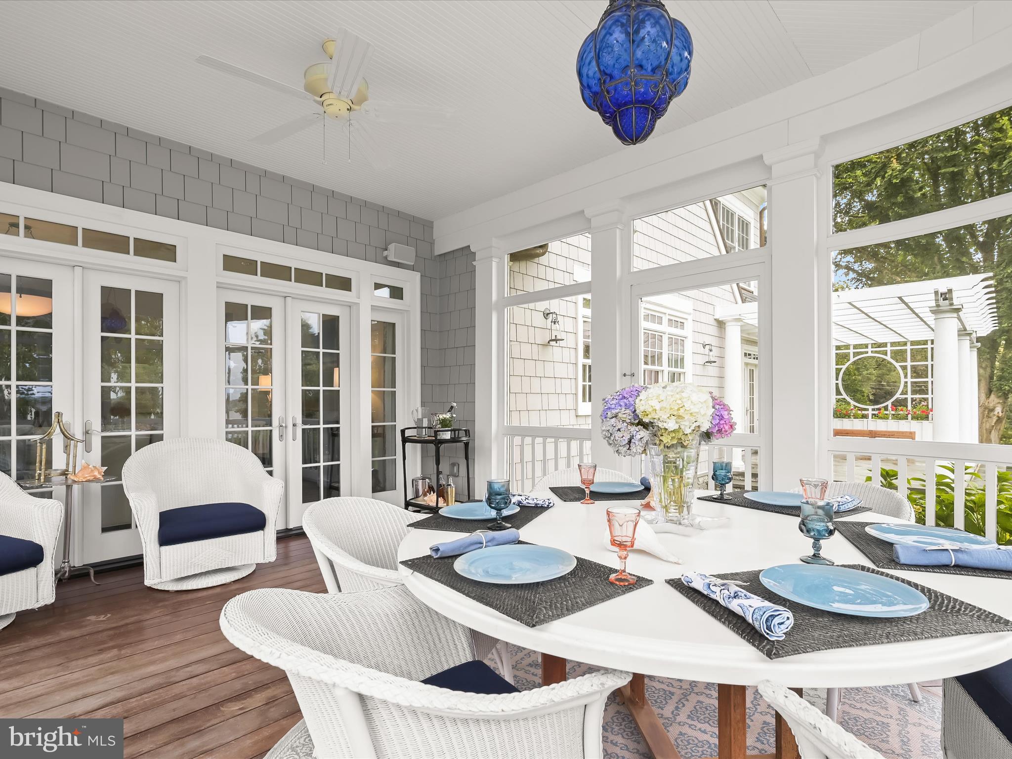 GIBSON ISLAND - Residential