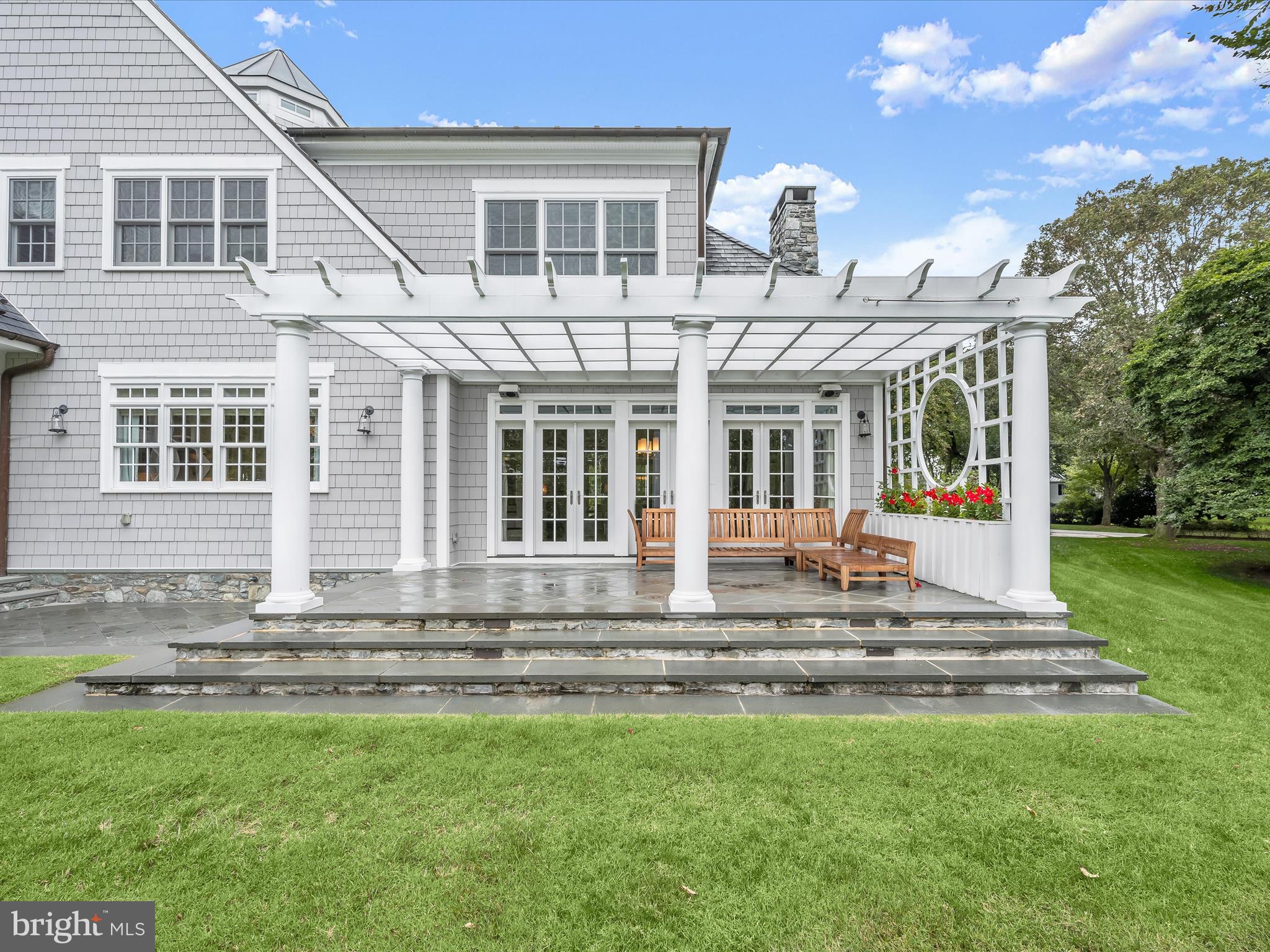 GIBSON ISLAND - Residential