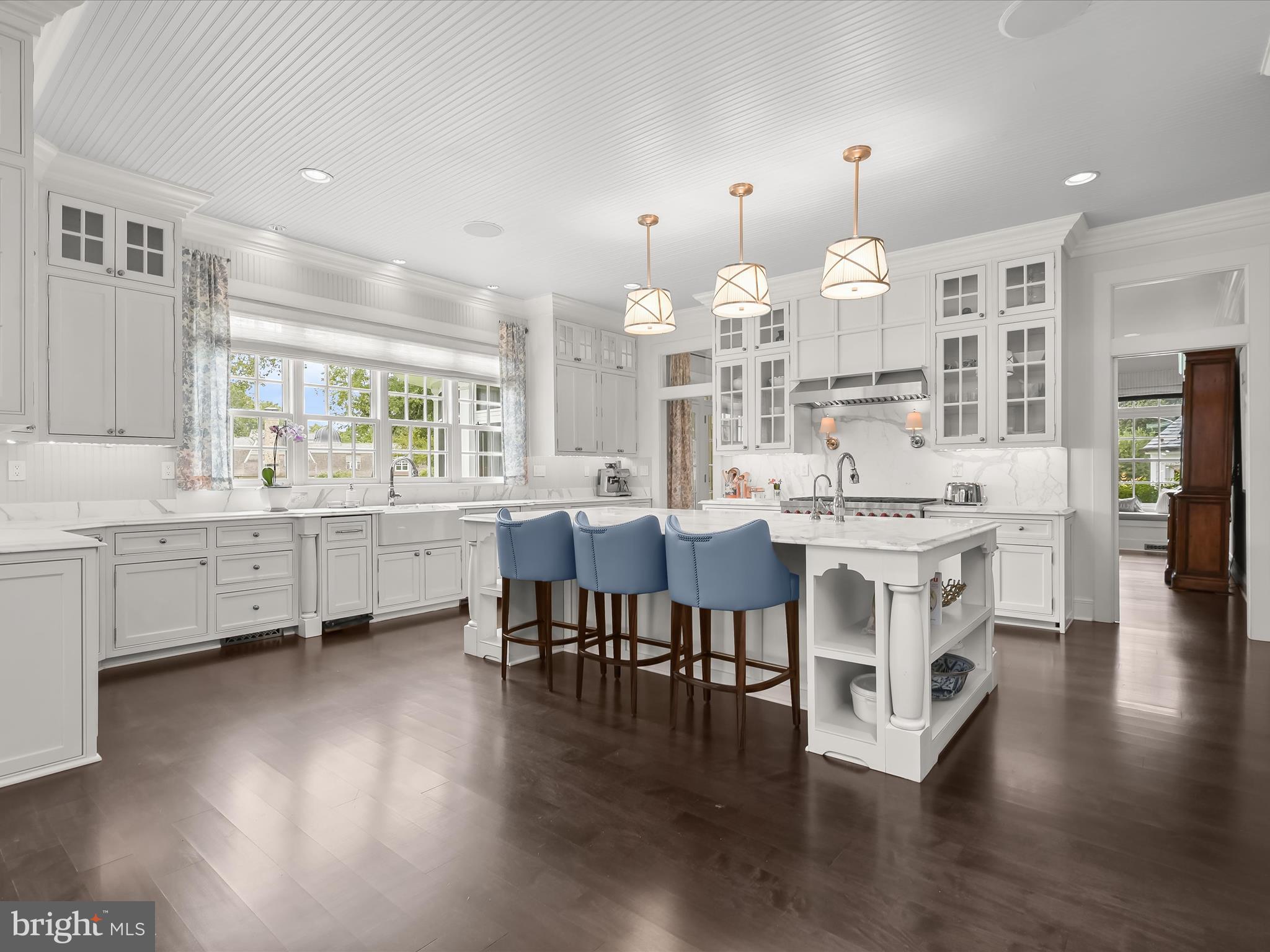 GIBSON ISLAND - Residential