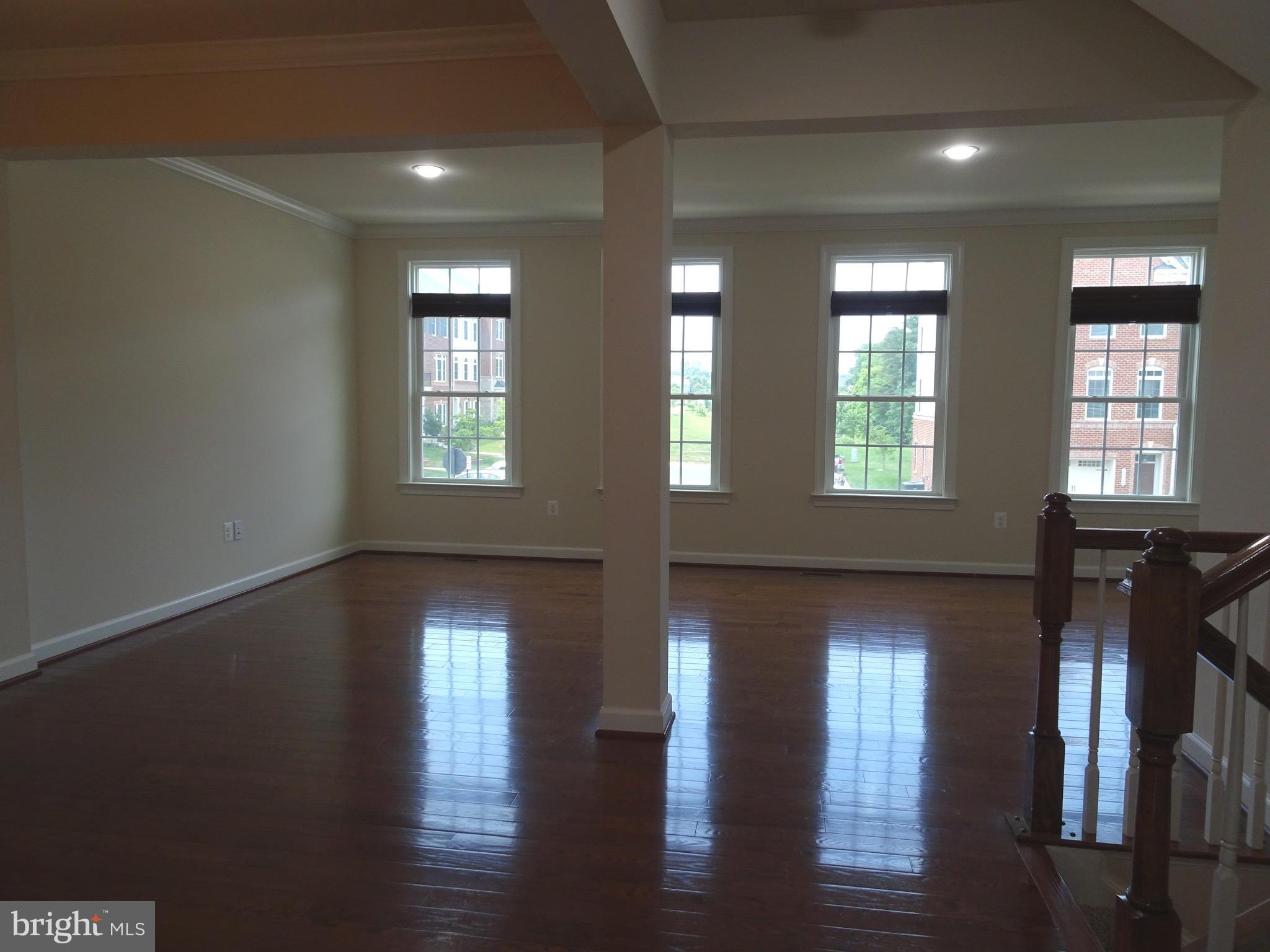 AVONLEA - Residential Lease