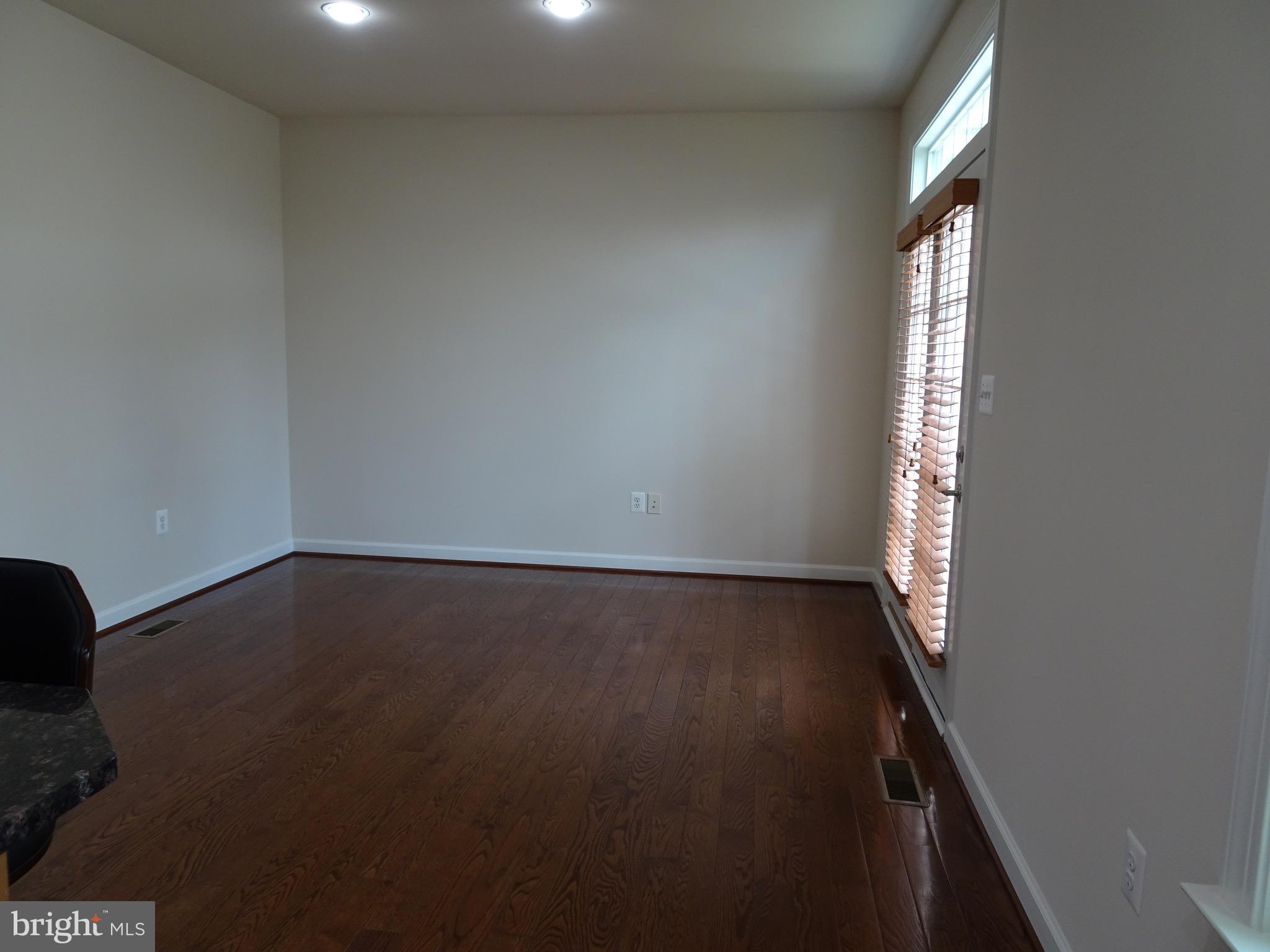 AVONLEA - Residential Lease