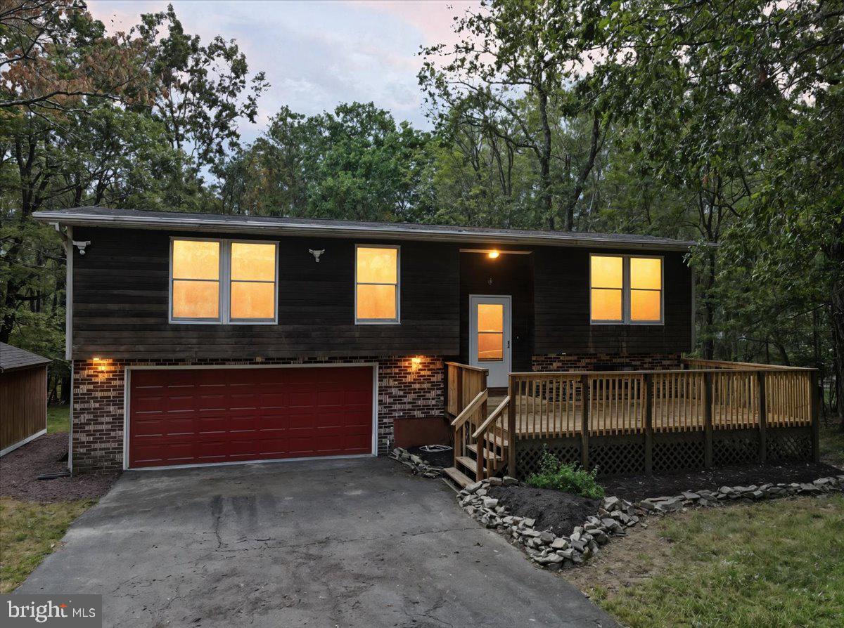 36 PINEY WOODS DRIVE