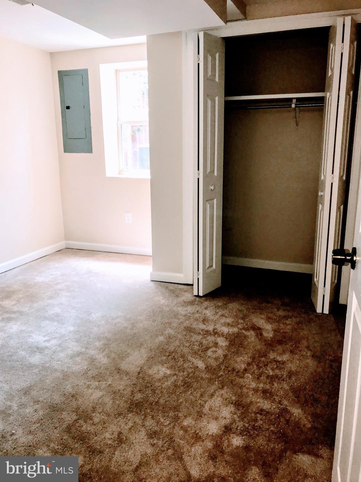 DALE CITY - Residential