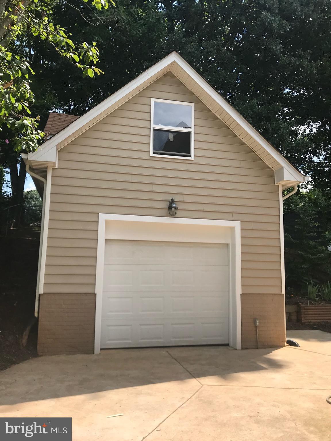 DALE CITY - Residential