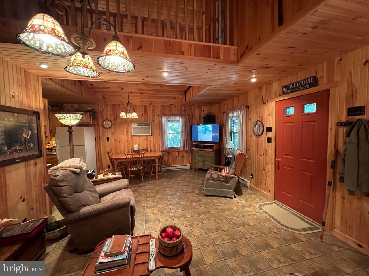 POTOMAC ISLAND RIDGE - Residential