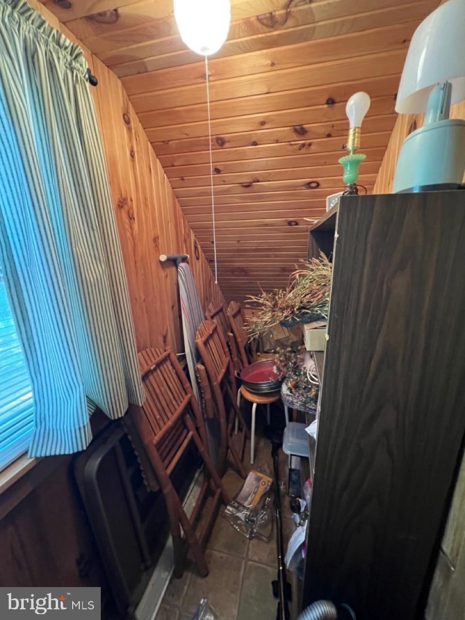 POTOMAC ISLAND RIDGE - Residential