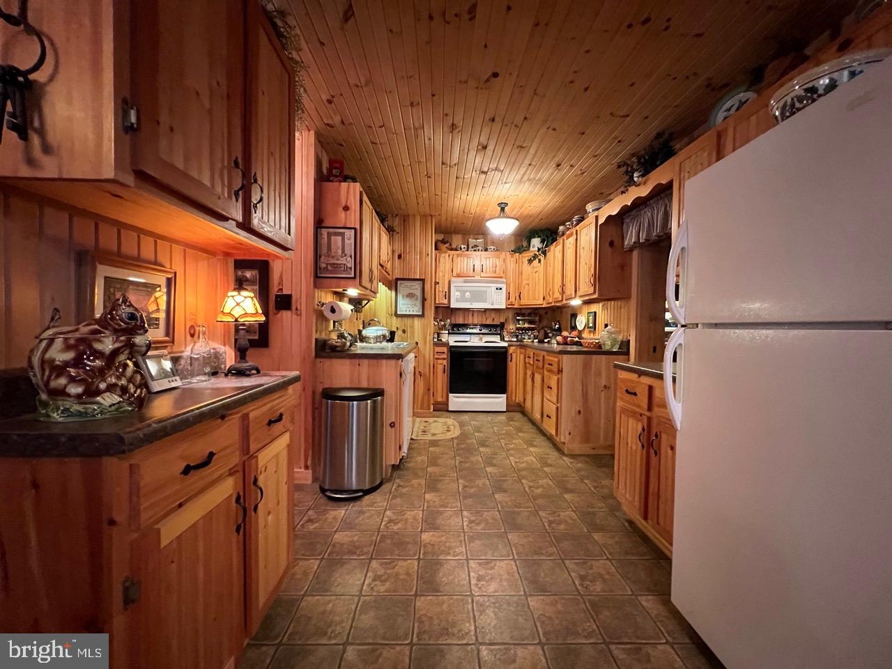 POTOMAC ISLAND RIDGE - Residential